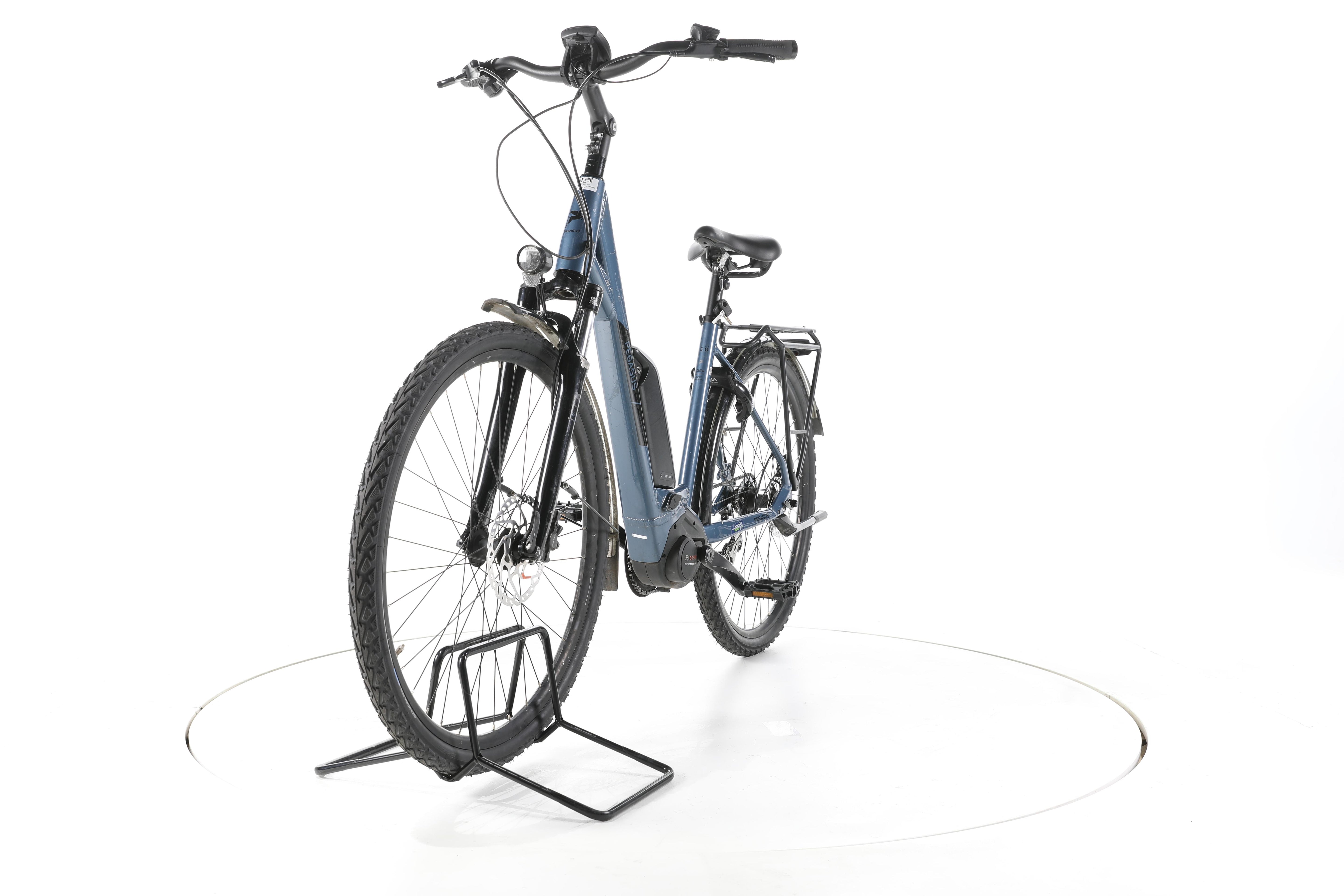 Pegasus Solero E8 Sport Performance Trekking E-Bike Tiefeinsteiger - Image 5