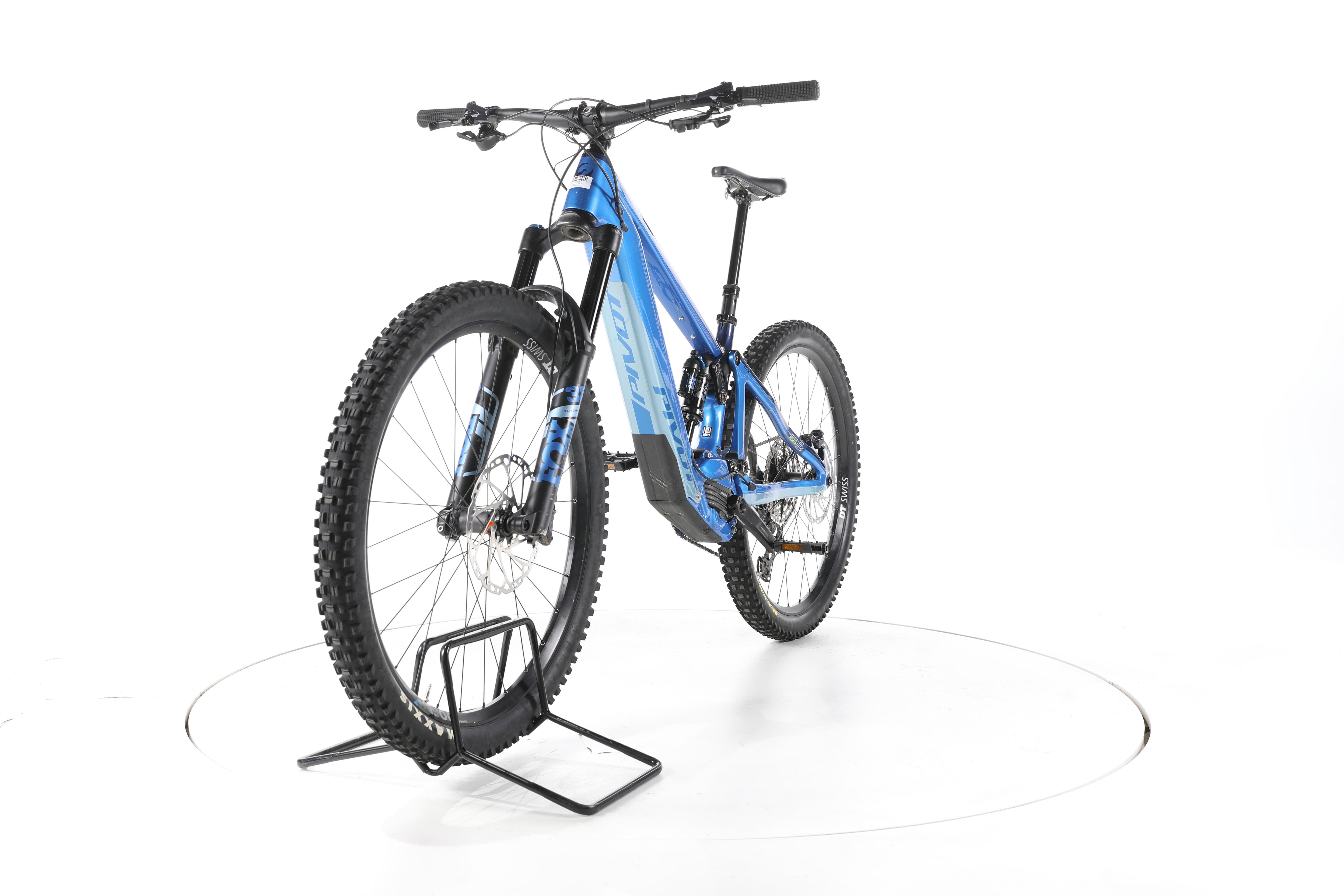 Pivot Cycles Shuttle LT E-Bike Fully Carbon - Image 5