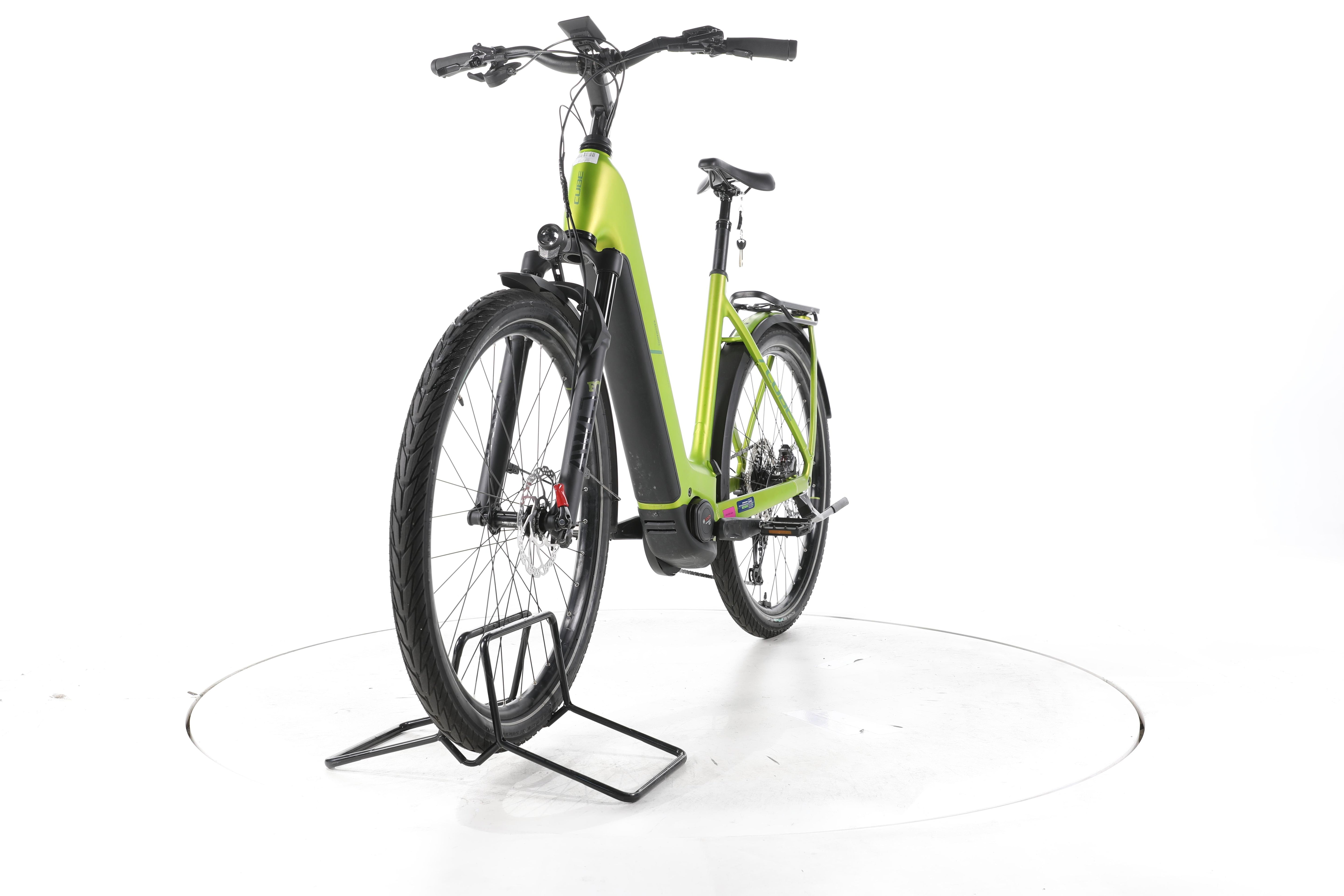 Cube Kathmandu Hybrid Trekking E-Bike Tiefeinsteiger 2025 - Image 5