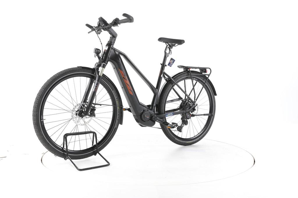 KTM Macina Ultimate XTS Trekking E-Bike - Image 6