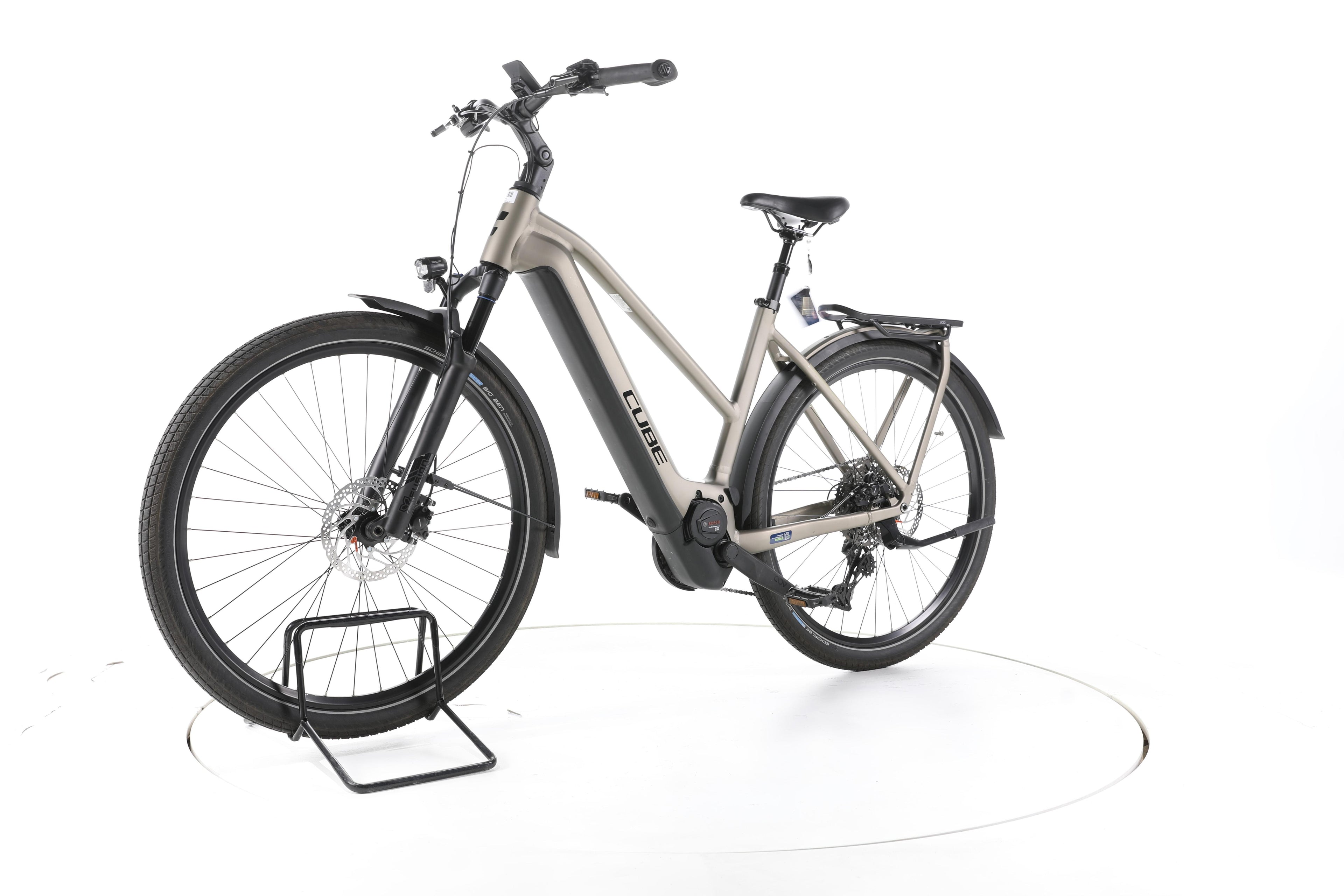 Cube Kathmandu Hybrid Pro Trekking E-Bike 2024 - Image 6