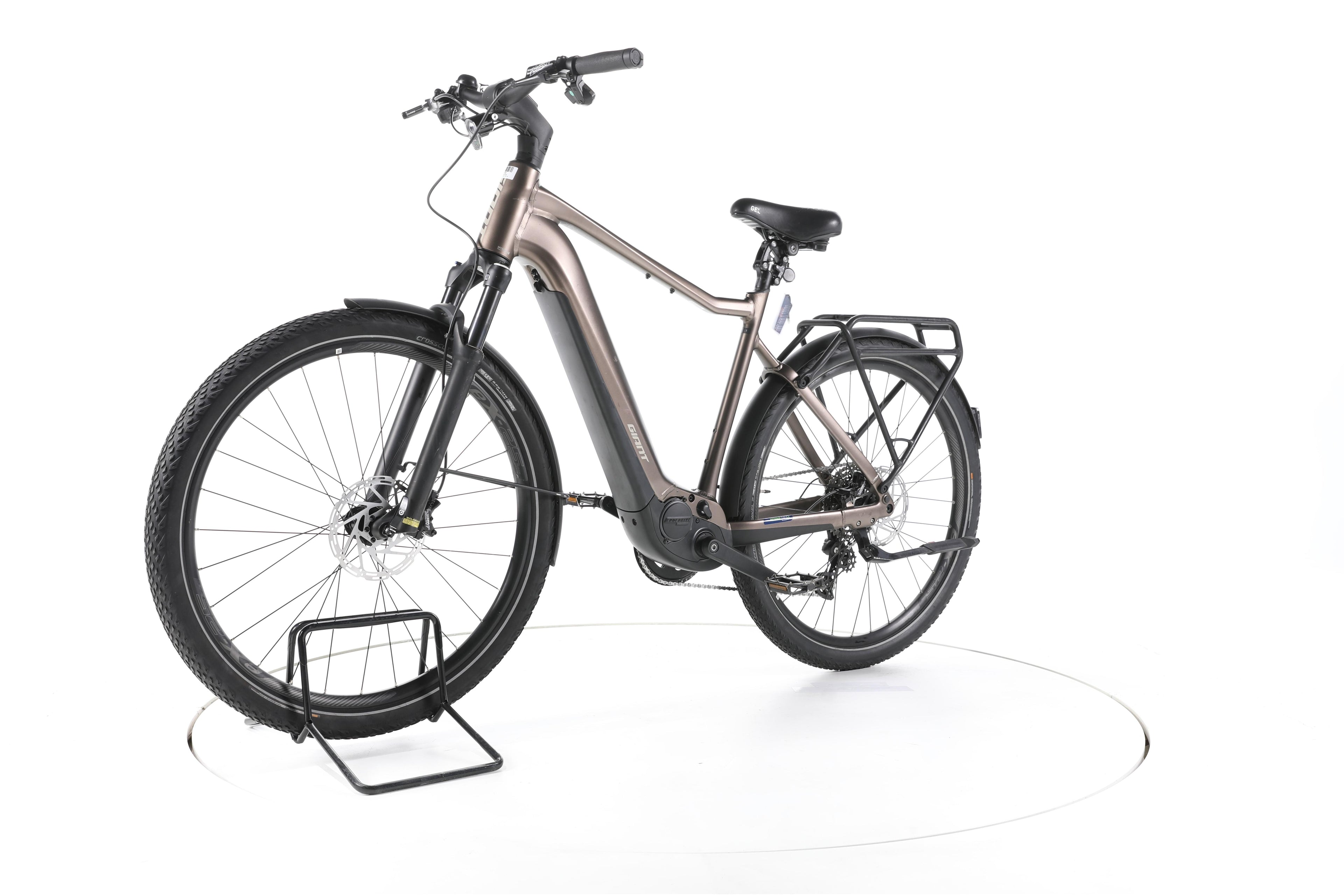 Giant Explore E+ Pro 1 Trekking E-Bike - Image 6