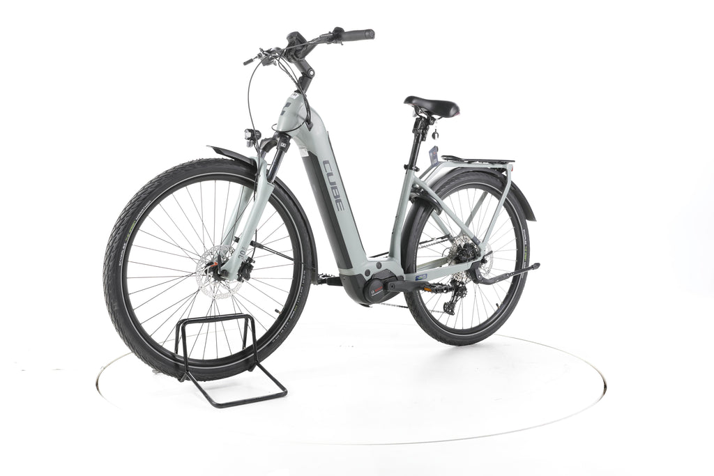 Cube Touring Hybrid Pro Trekking E-Bike Tiefeinsteiger - Image 6