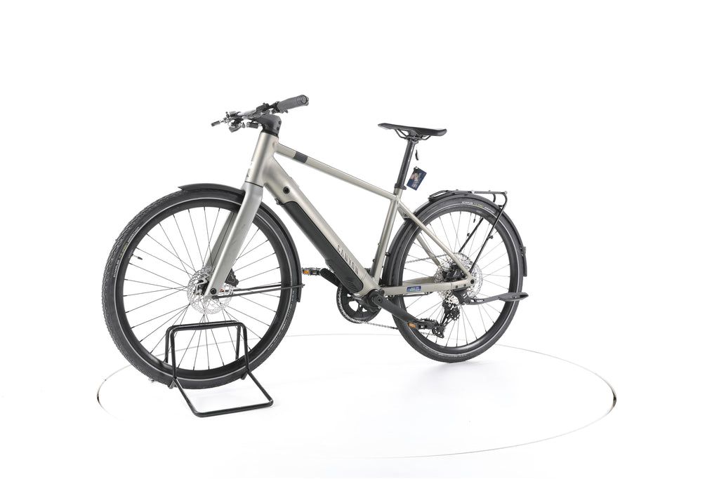Canyon Commuter:ON 7 Trekking E-Bike - Image 6