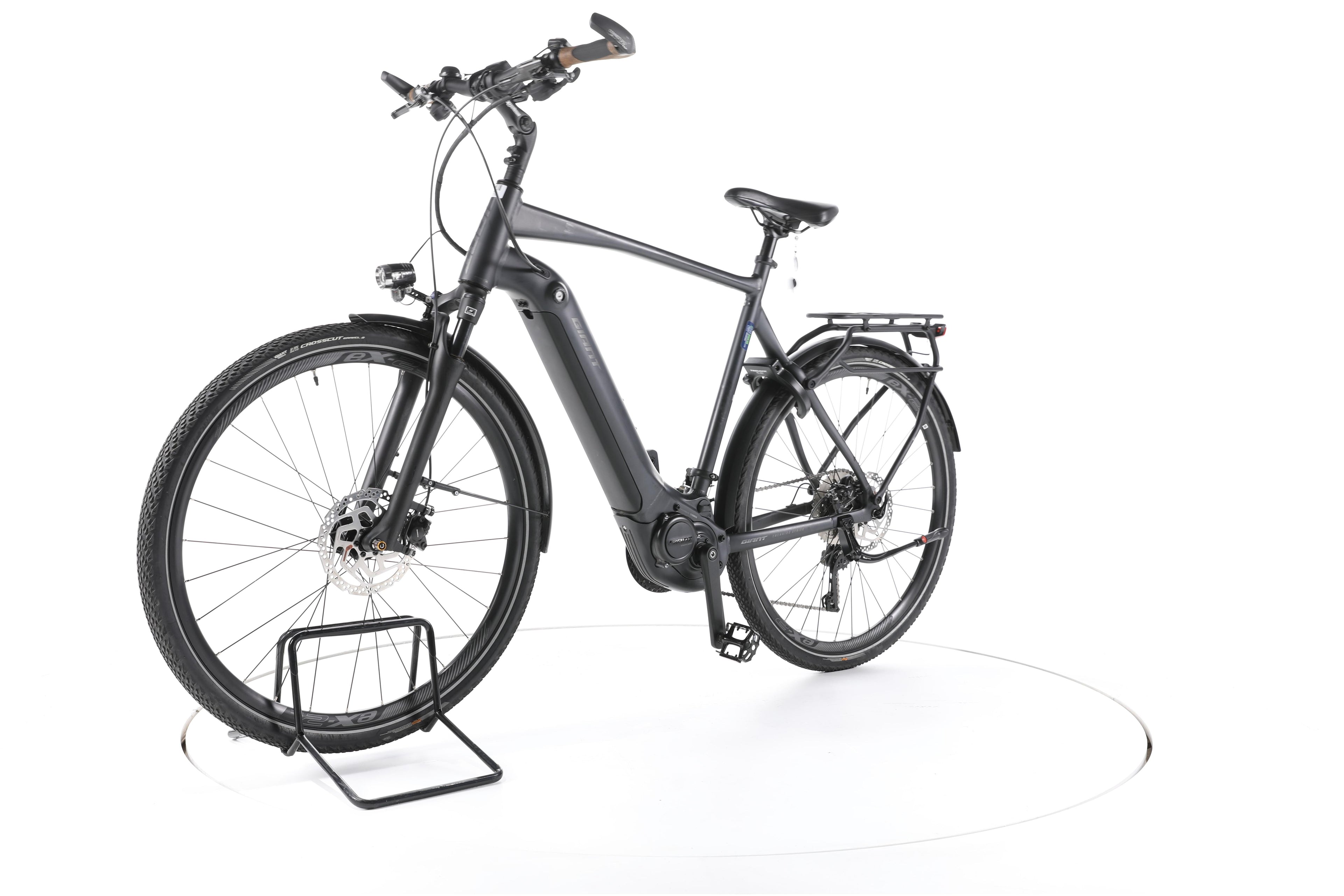 Giant Explore E+ 1 Trekking E-Bike - Image 6