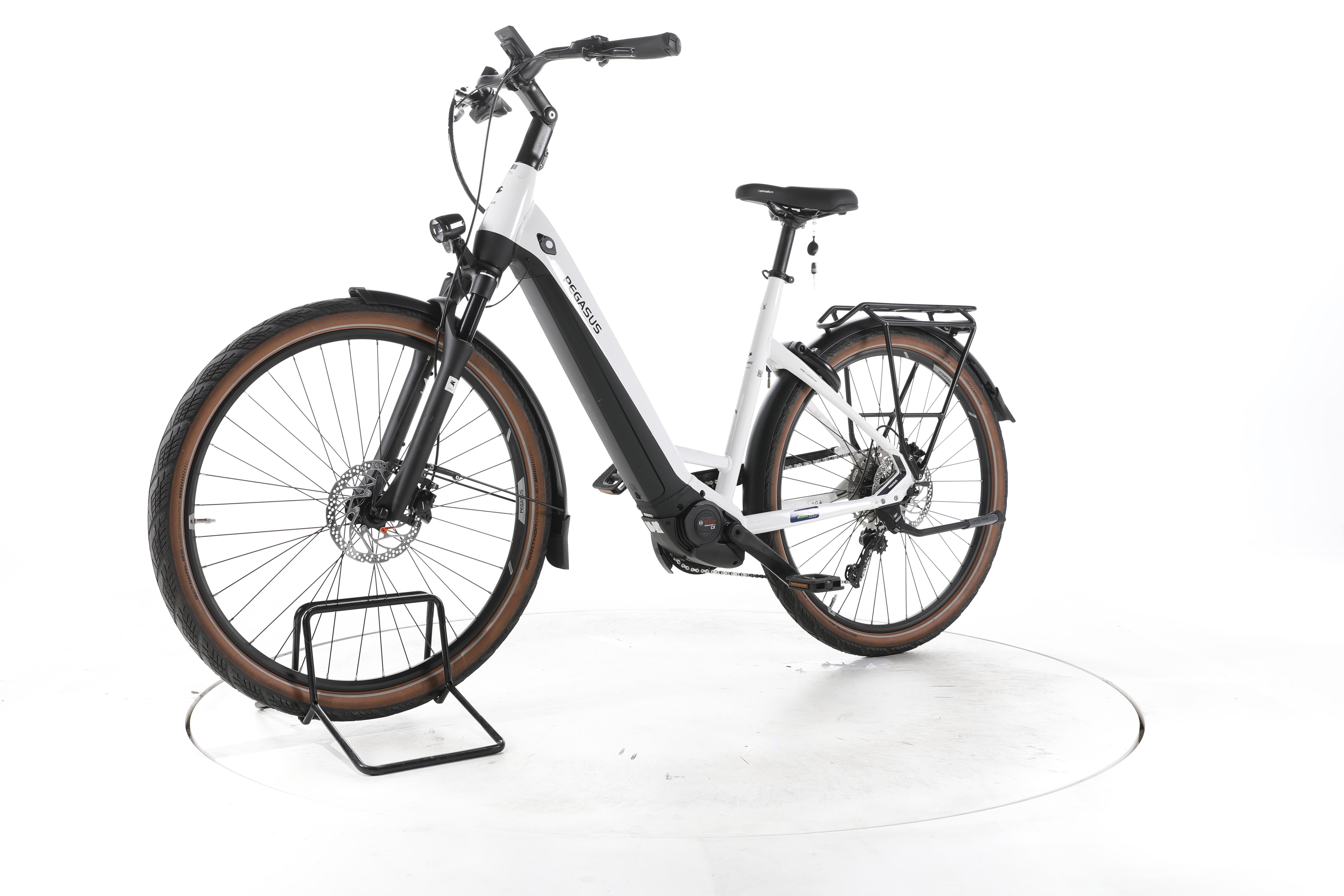 Pegasus Premio EVO Lite Trekking E-Bike Tiefeinsteiger - Image 6
