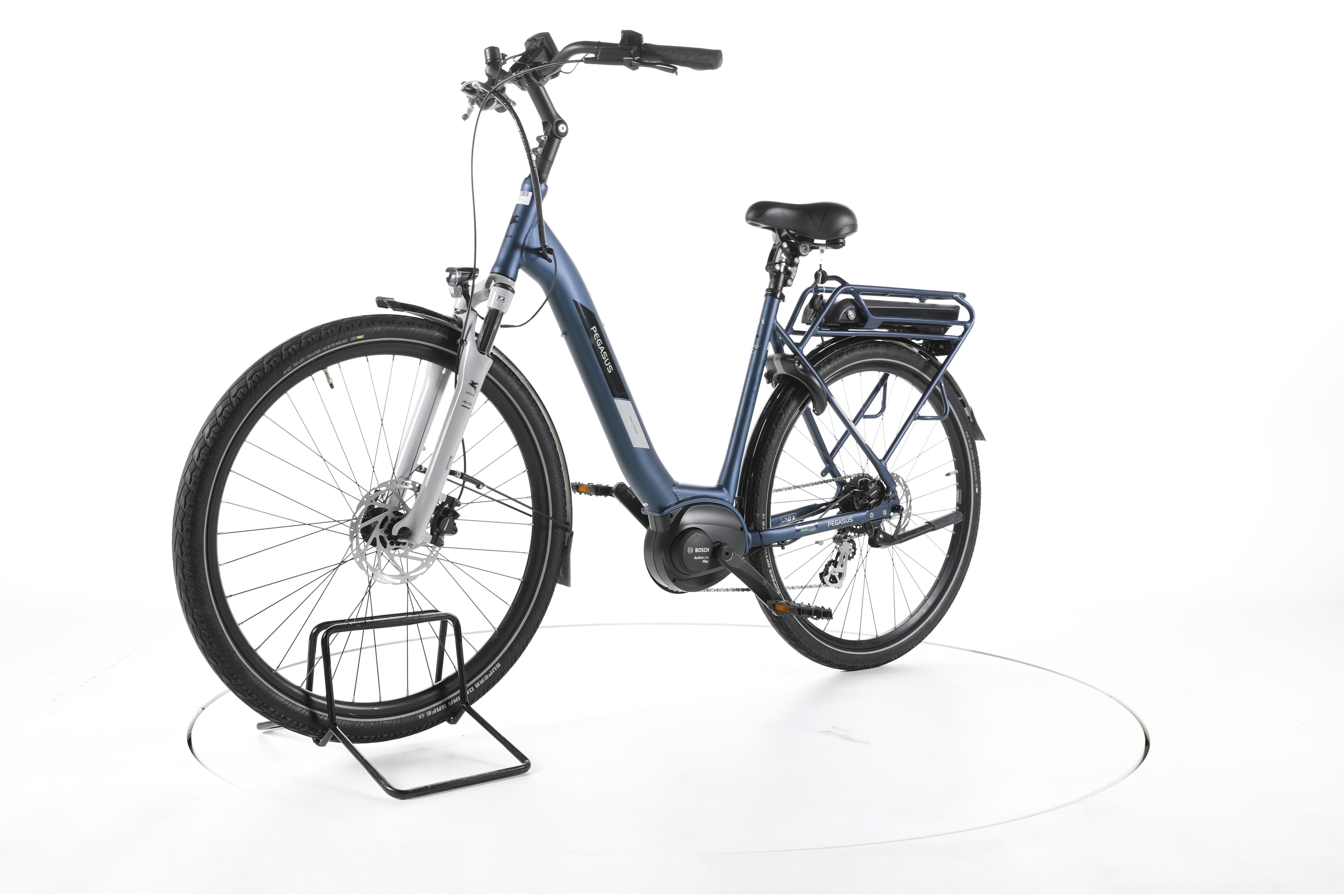 Pegasus Solero E8 Plus Trekking E-Bike Tiefeinsteiger - Image 6