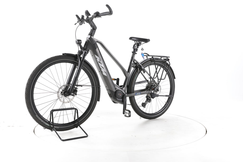KTM Cento 10 Plus Trekking E-Bike 2025 - Image 6