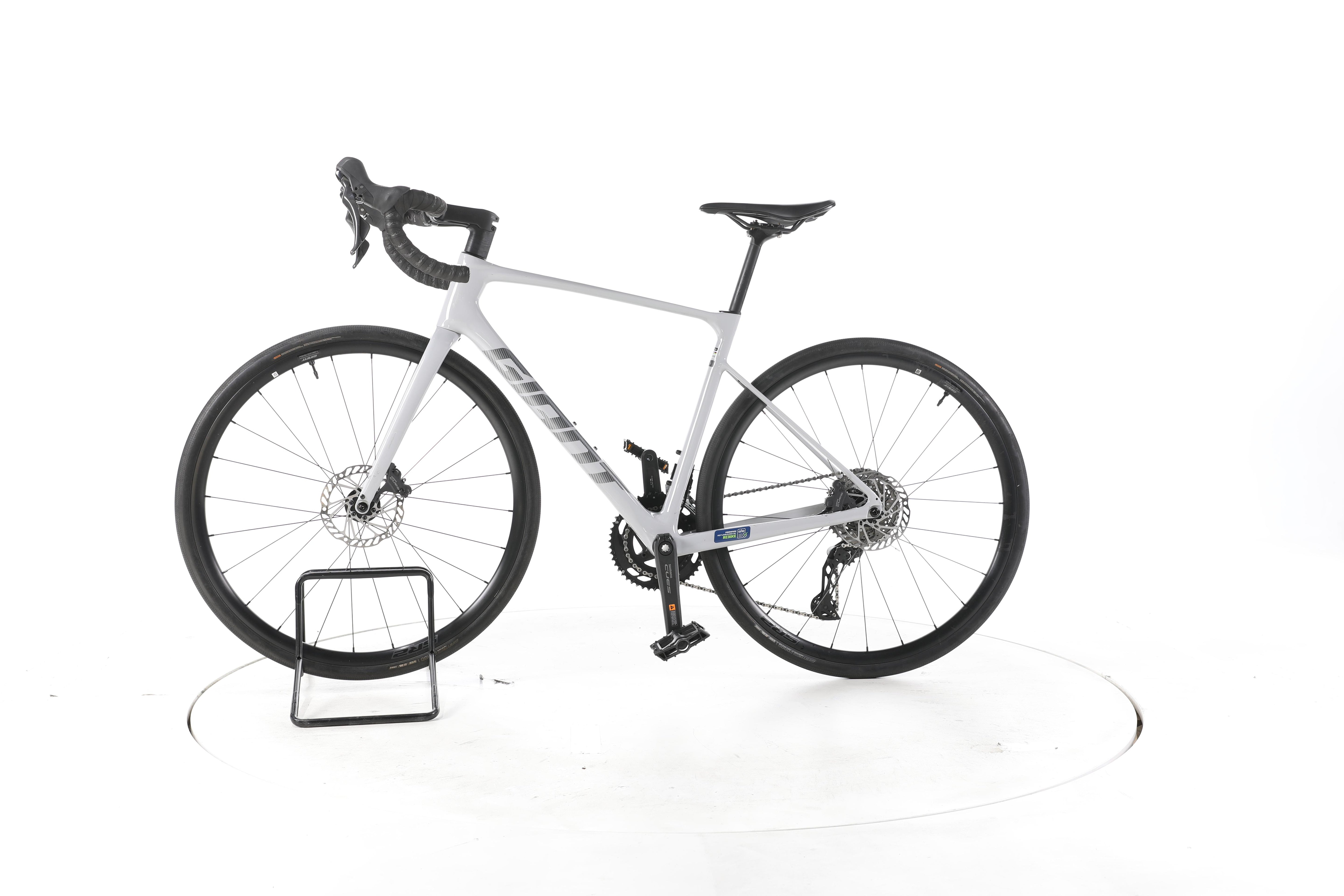 Giant Defy Advanced 3 Gravelbike Carbon 2025 - Image 7