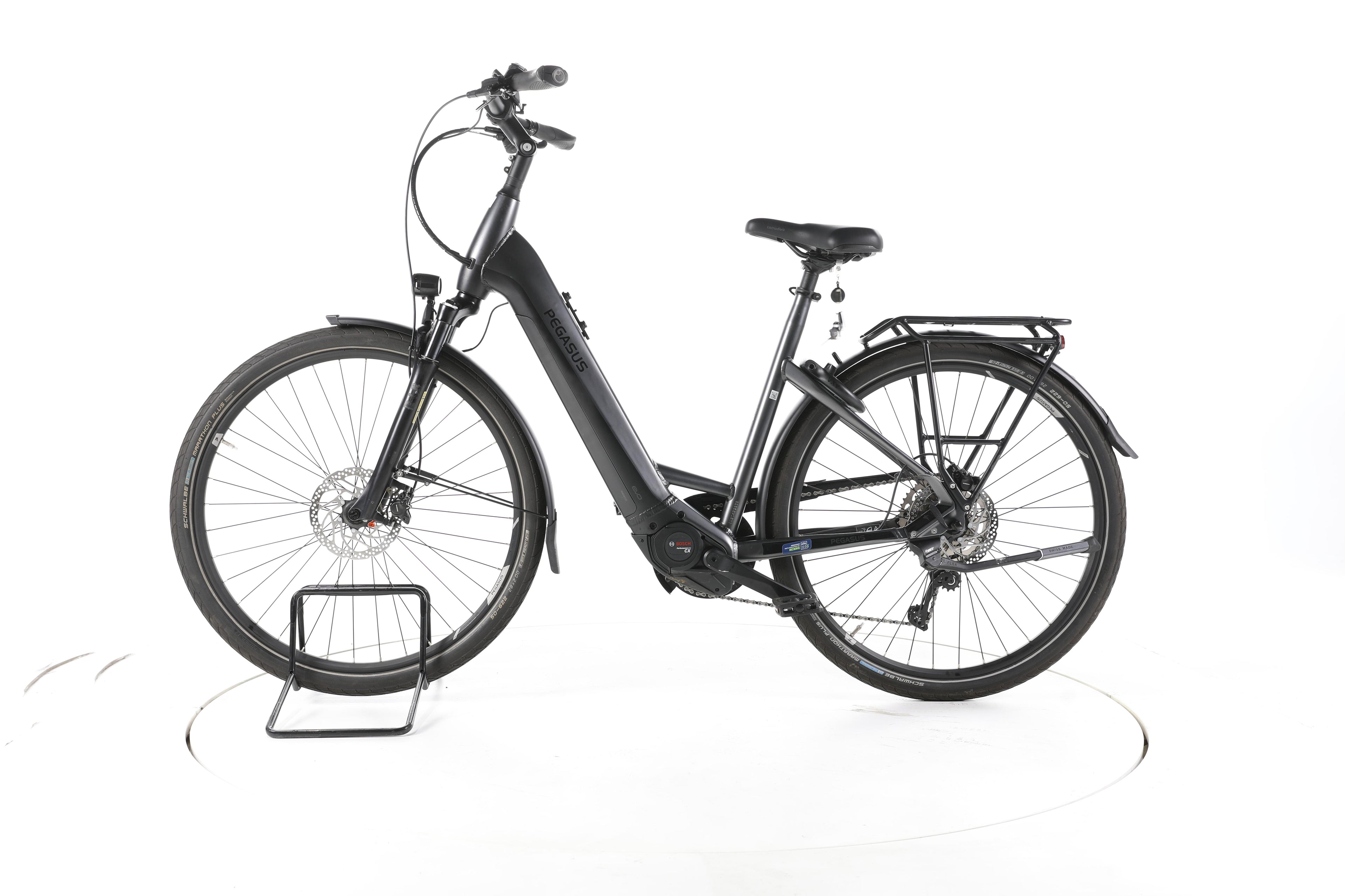 Pegasus Premio EVO 10 Lite Trekking E-Bike Tiefeinsteiger - Image 7