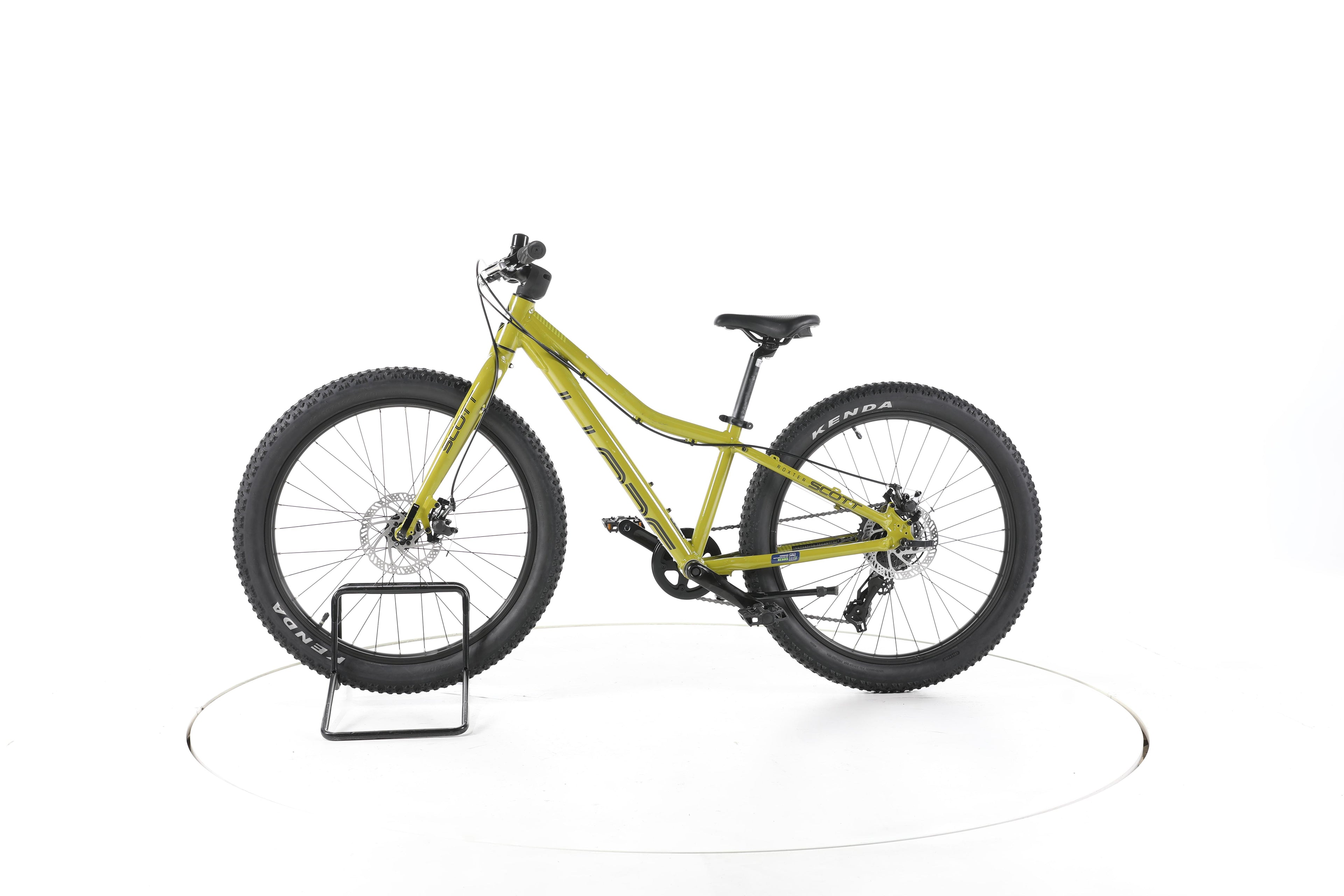 Scott Roxter 24 - Image 7