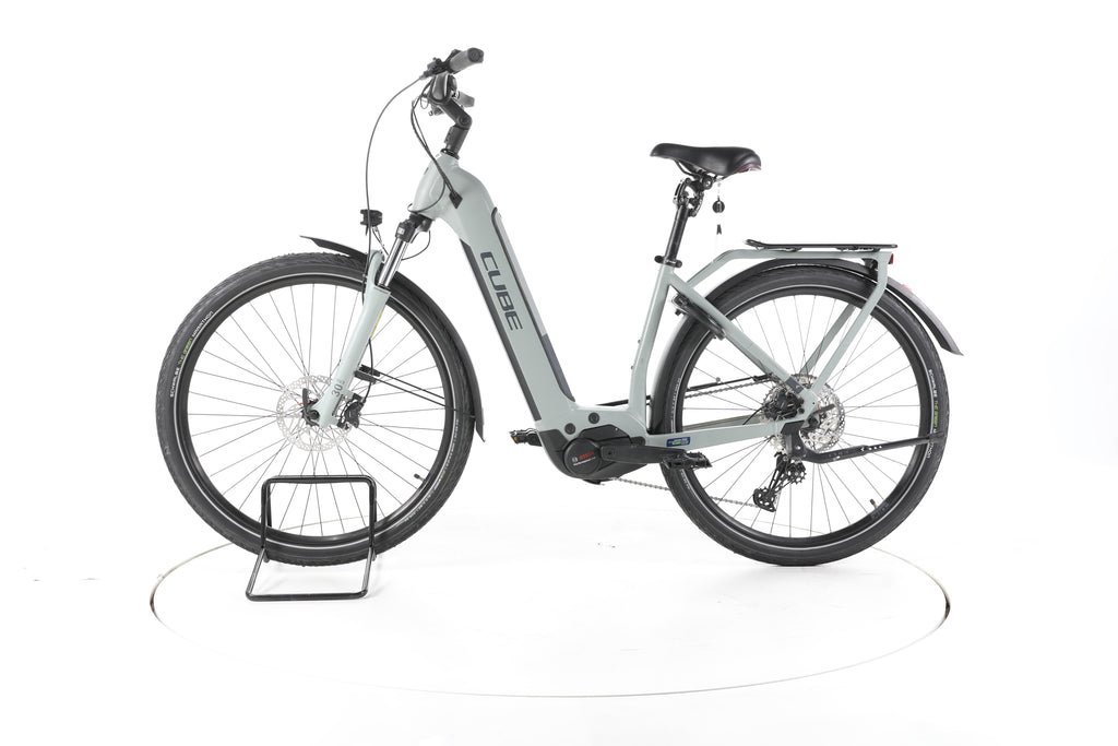 Cube Touring Hybrid Pro Trekking E-Bike Tiefeinsteiger - Image 7