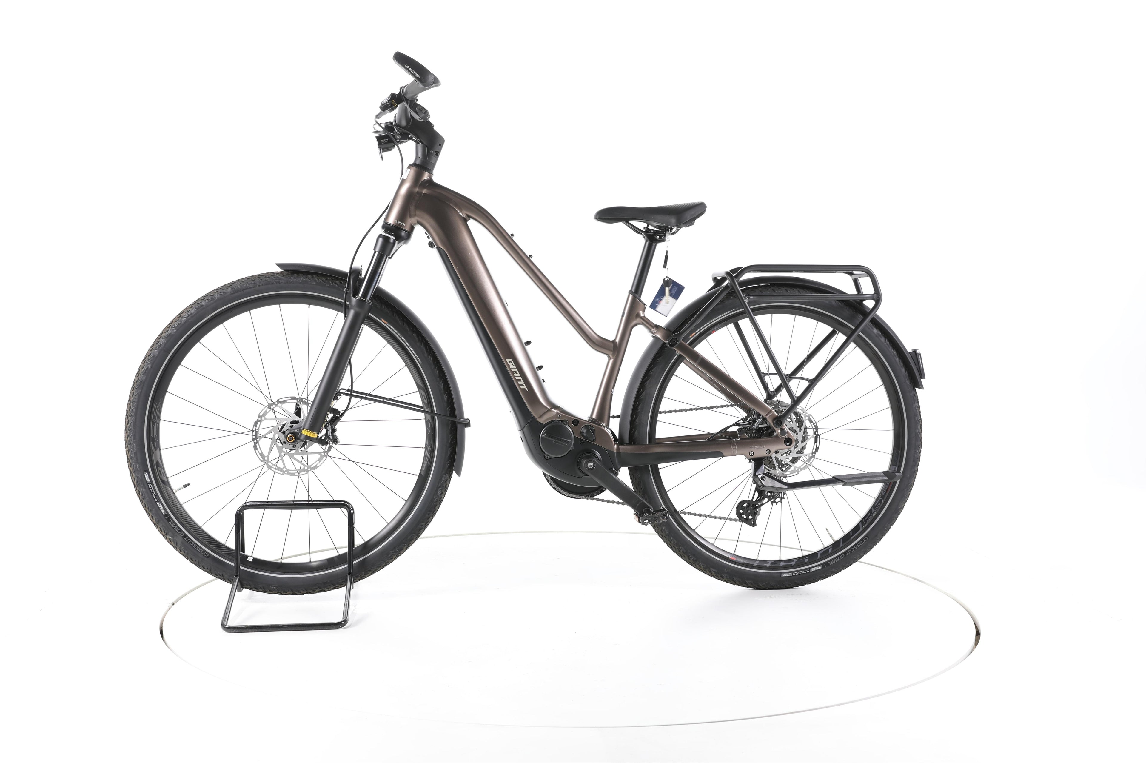Giant Explore E+ Pro 1 Trekking E-Bike 2023 - Image 7