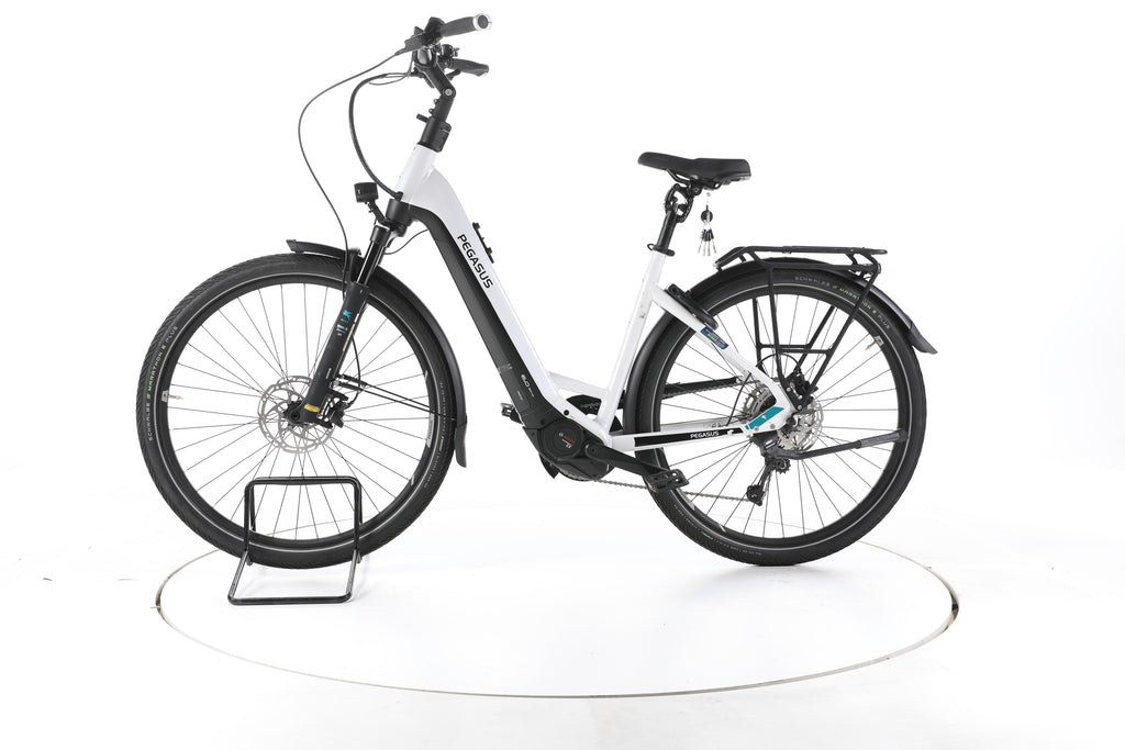 Pegasus Premio Evo Lite Comfort Trekking E-Bike Tiefeinsteiger - Image 7