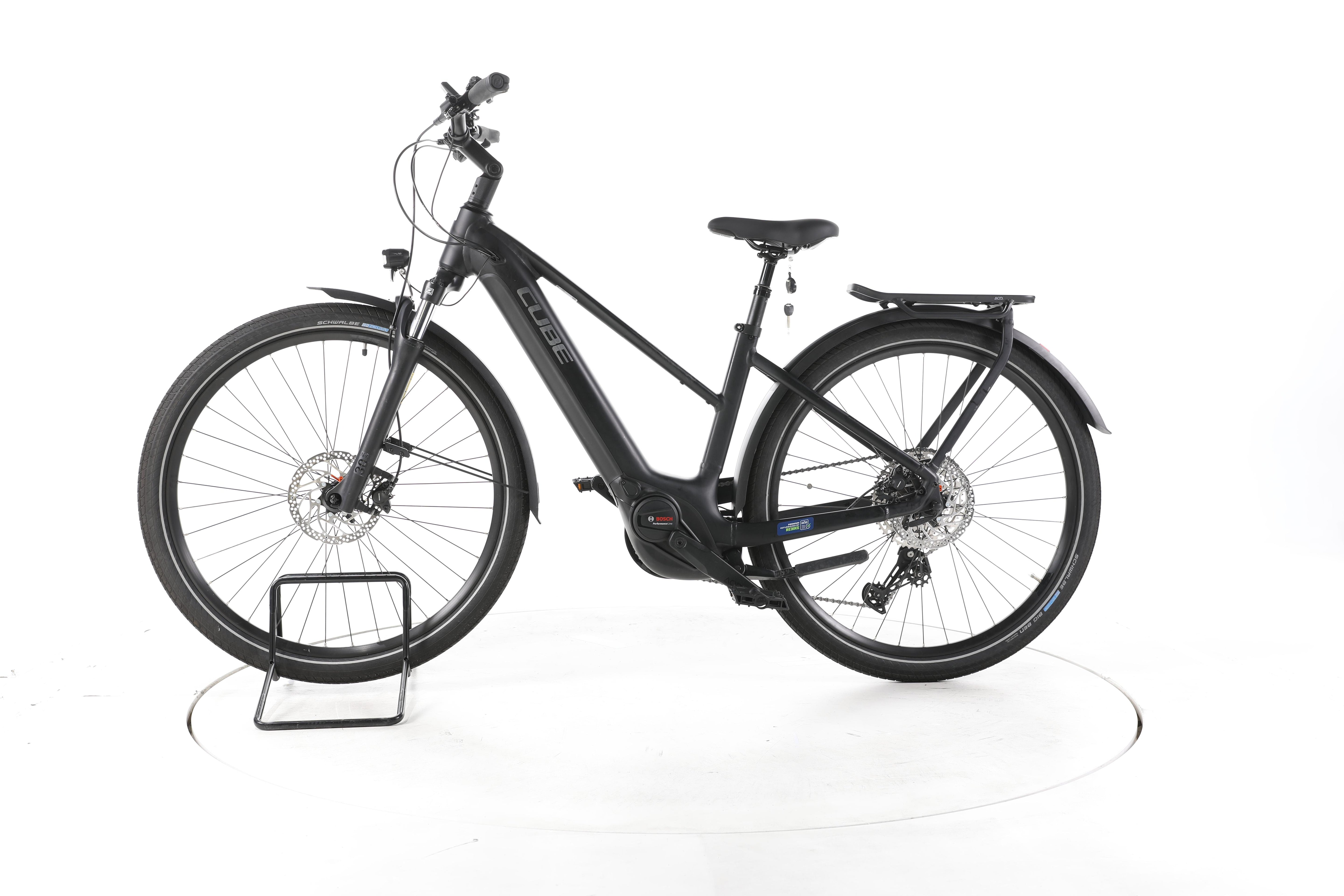 Cube Touring Hybrid Pro Trekking E-Bike - Image 7
