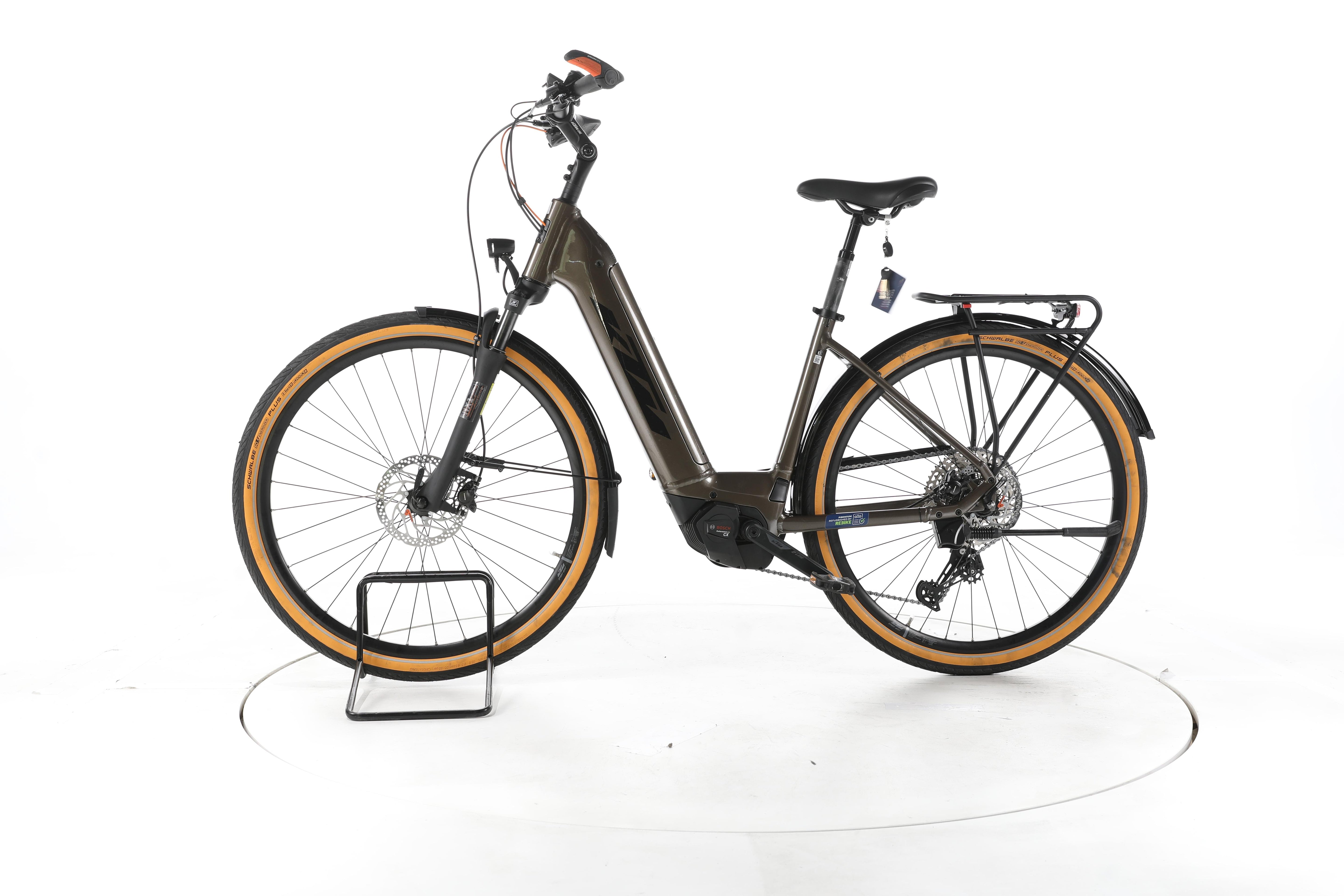 KTM Macina Ultimate Pro Trekking E-Bike Tiefeinsteiger - Image 7