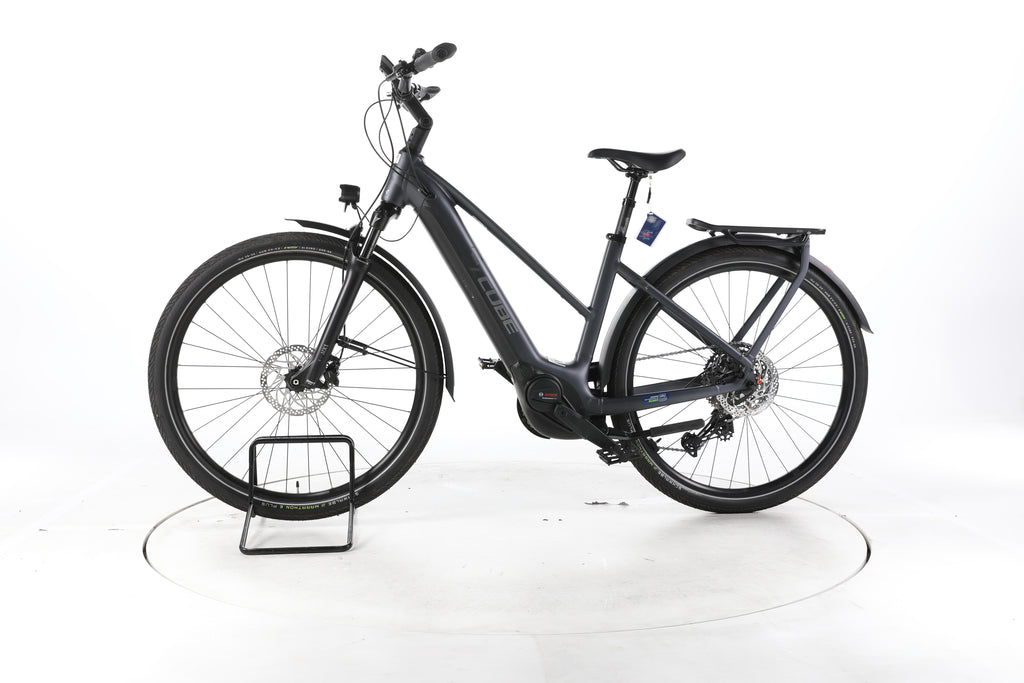 Cube Touring Hybrid Pro Trekking E-Bike 2025 - Image 7