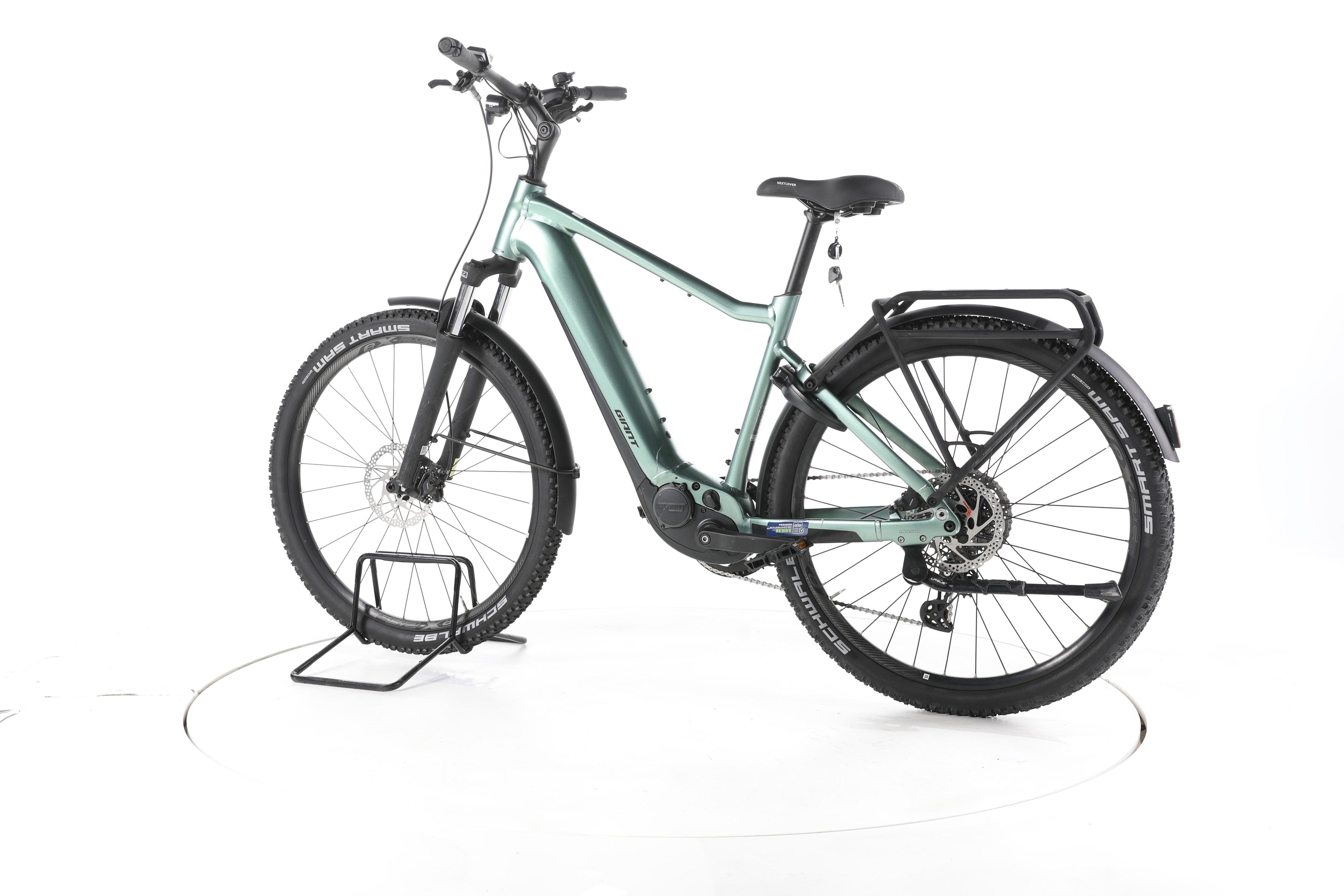 Giant Explore E+ 1 Trekking E-Bike - Image 8