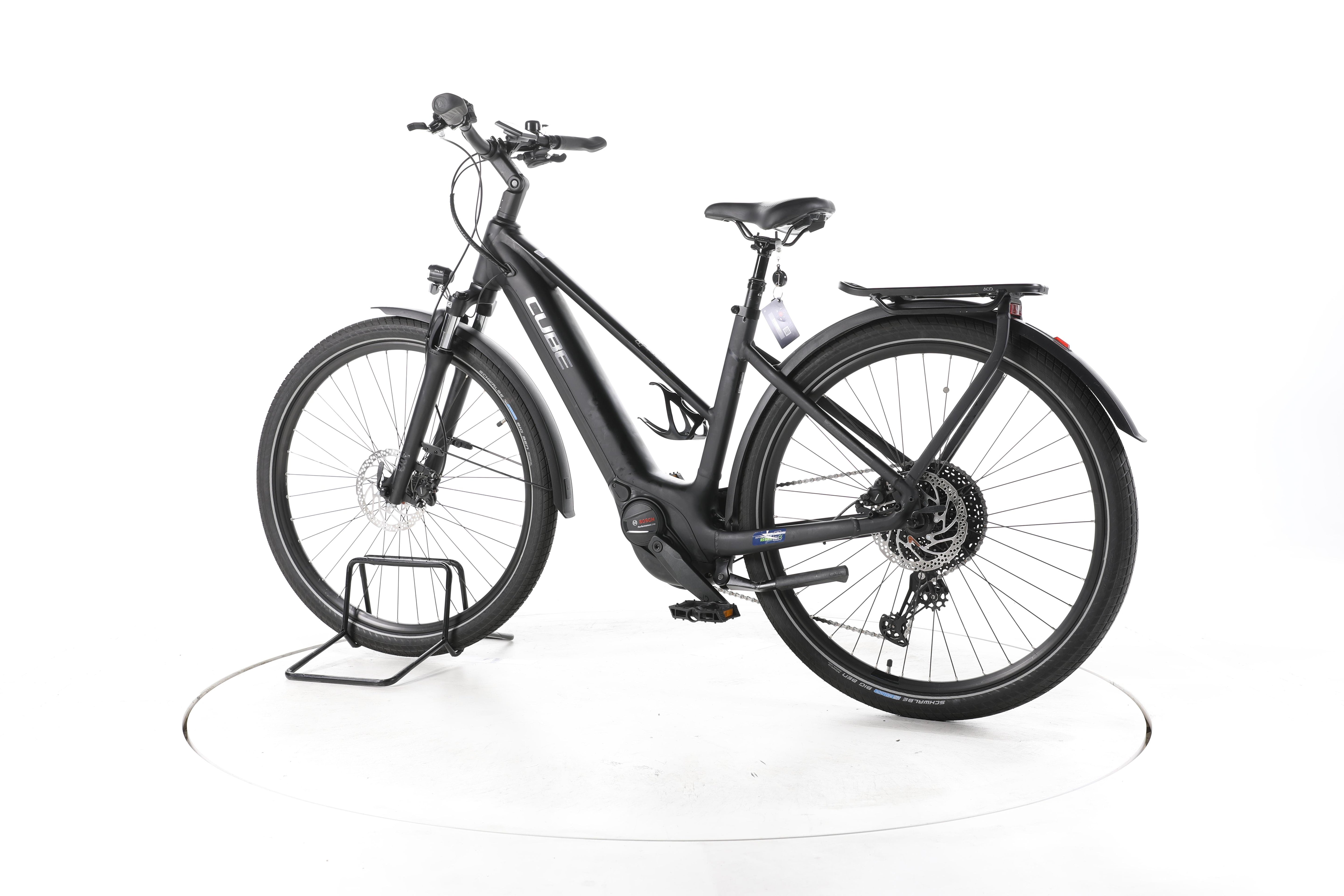 Cube Touring Hybrid Pro Trekking E-Bike - Image 8