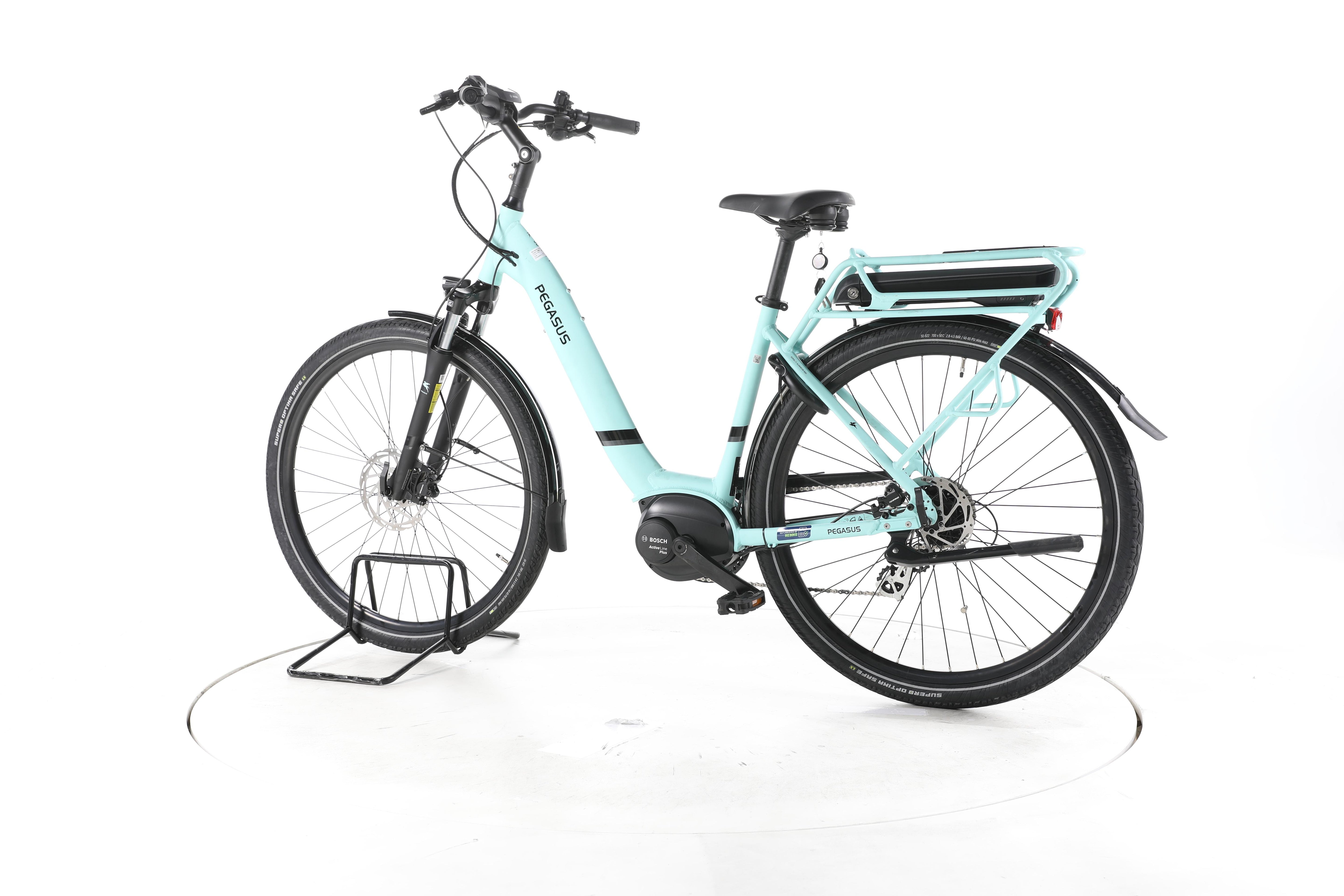 Pegasus Solero E8 Plus Trekking E-Bike Tiefeinsteiger - Image 8