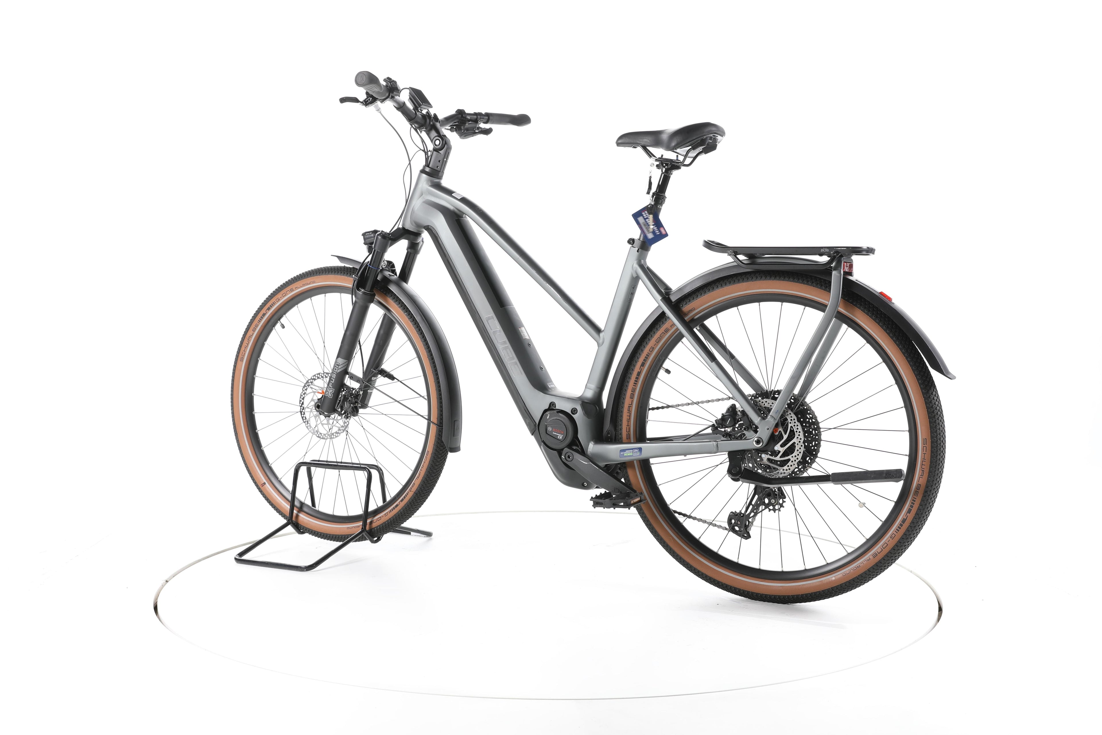 Cube Kathmandu Hybrid Pro Trekking E-Bike 2023 - Image 8