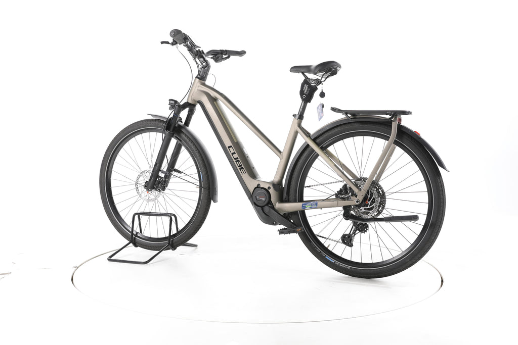 Cube Kathmandu Hybrid Pro Trekking E-Bike 2024 - Image 8