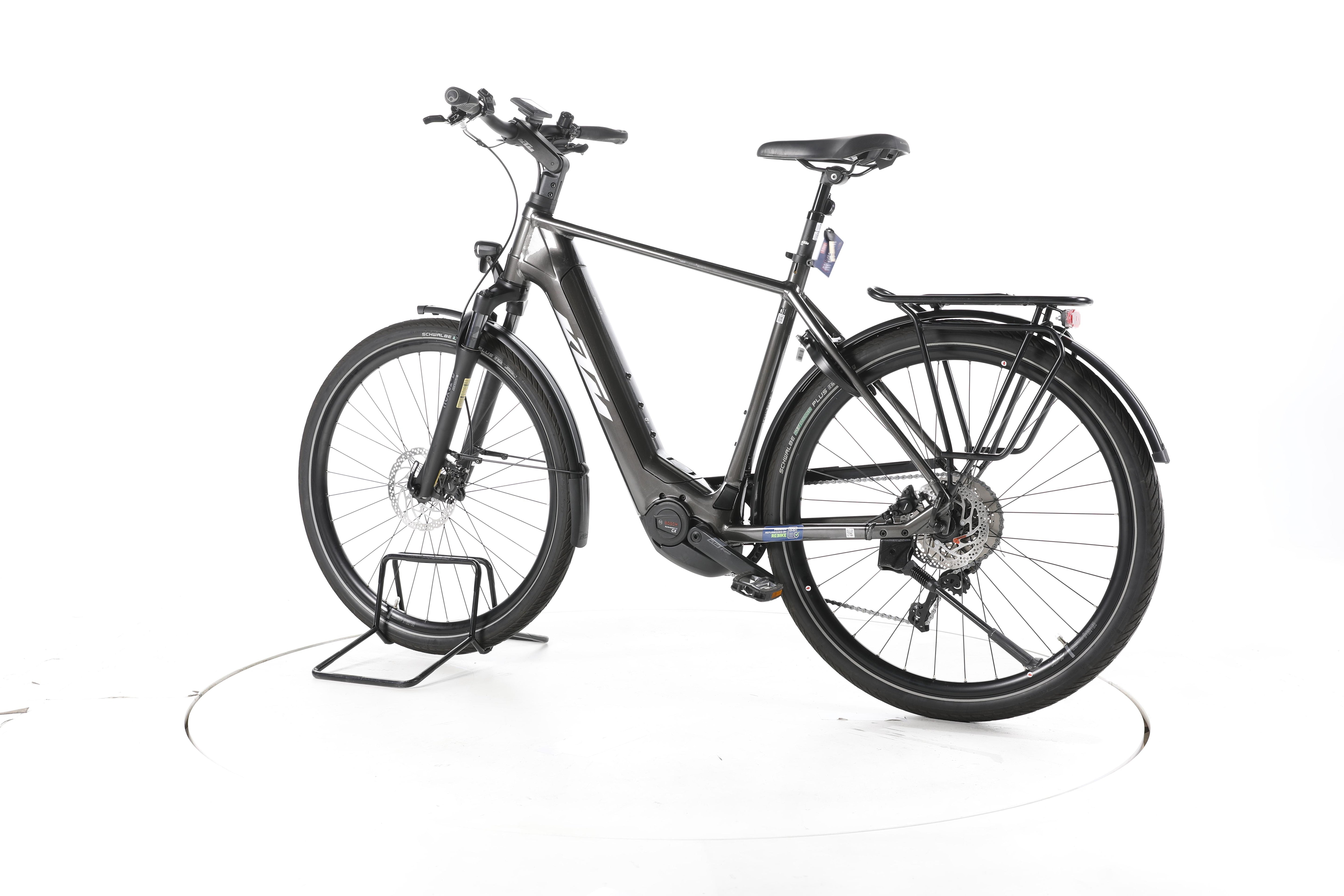 KTM Macina Style 740 Trekking E-Bike - Image 8