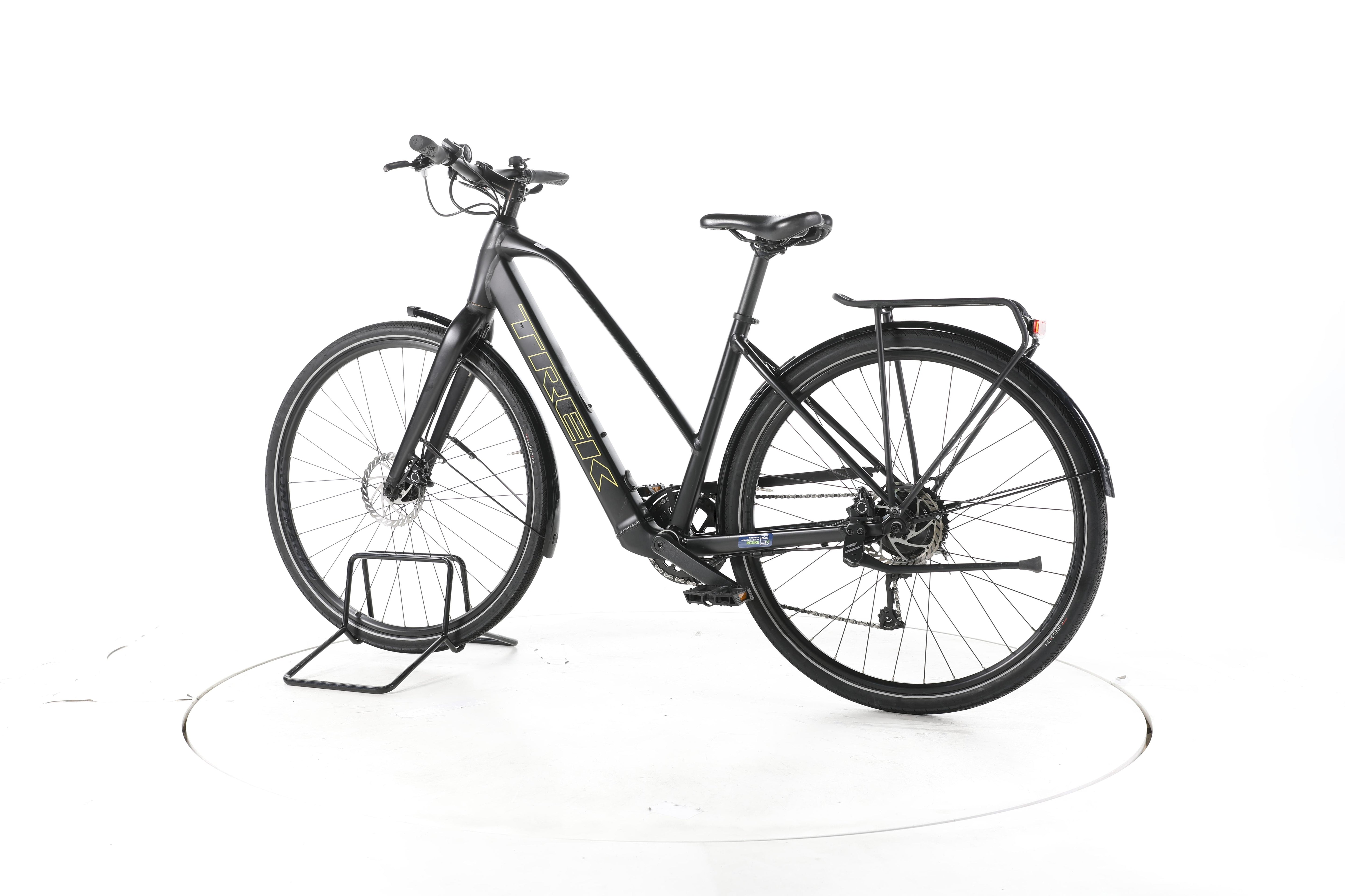 Trek FX+ 2 Stagger Trekking E-Bike - Image 8