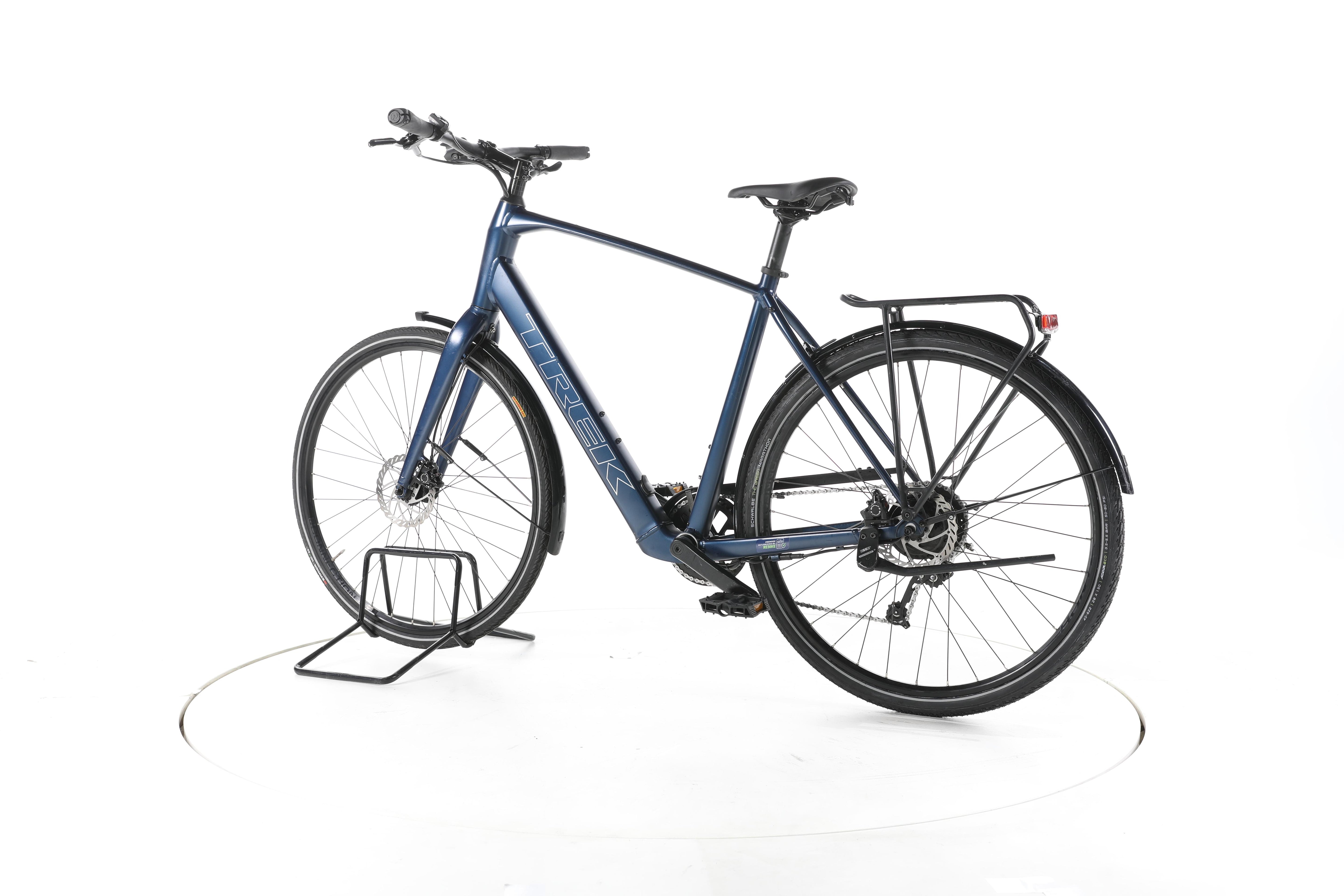 Trek FX+ 2 Trekking E-Bike - Image 8