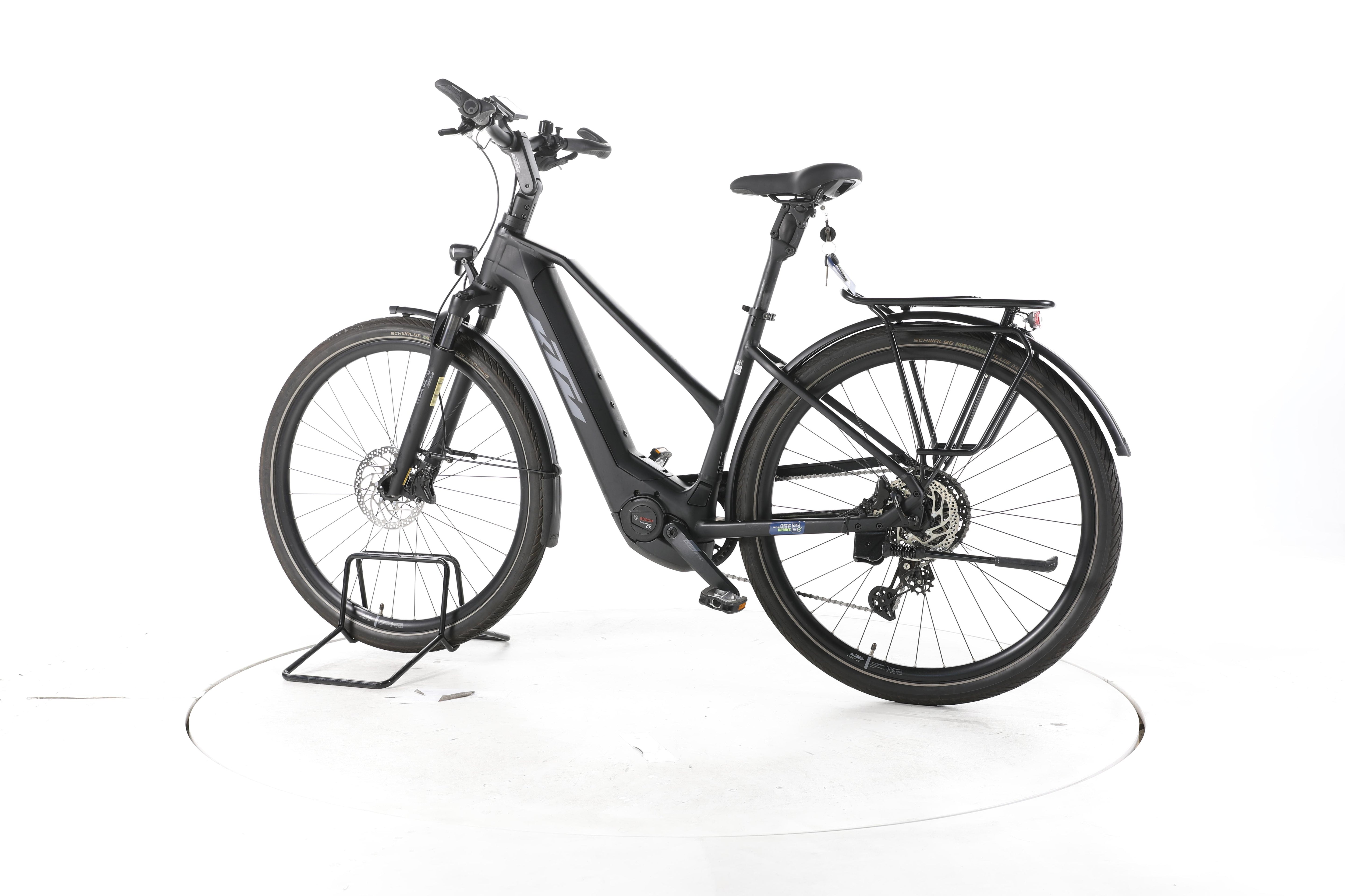 KTM Macina Style 730 Trekking E-Bike - Image 8