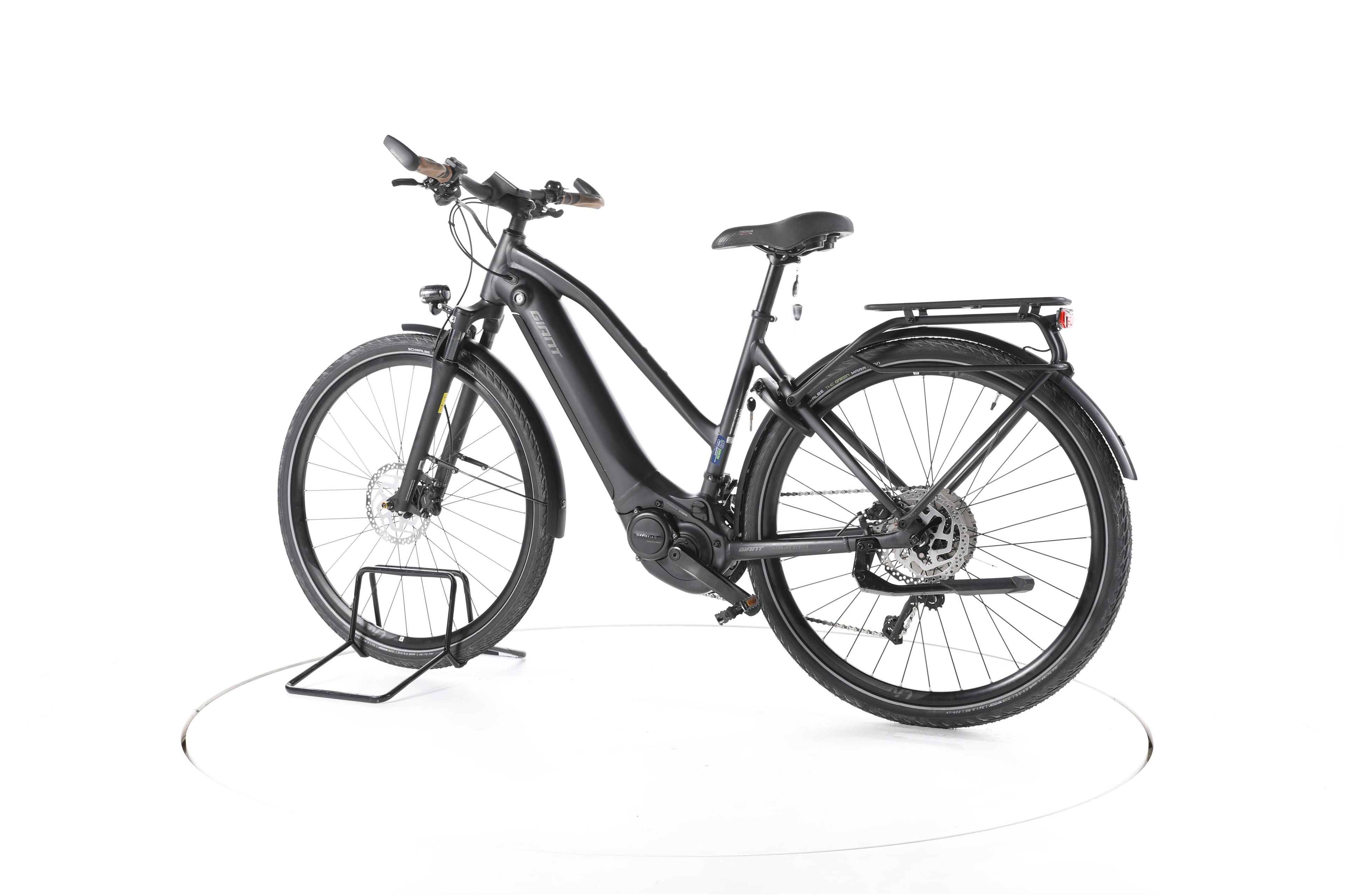 Giant Explore E+ 1 Trekking E-Bike - Image 8