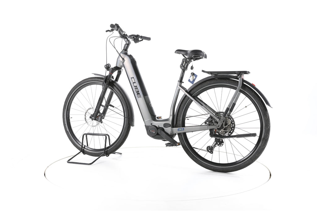 Cube Kathmandu Hybrid SLT Trekking E-Bike Tiefeinsteiger 2024 - Image 8