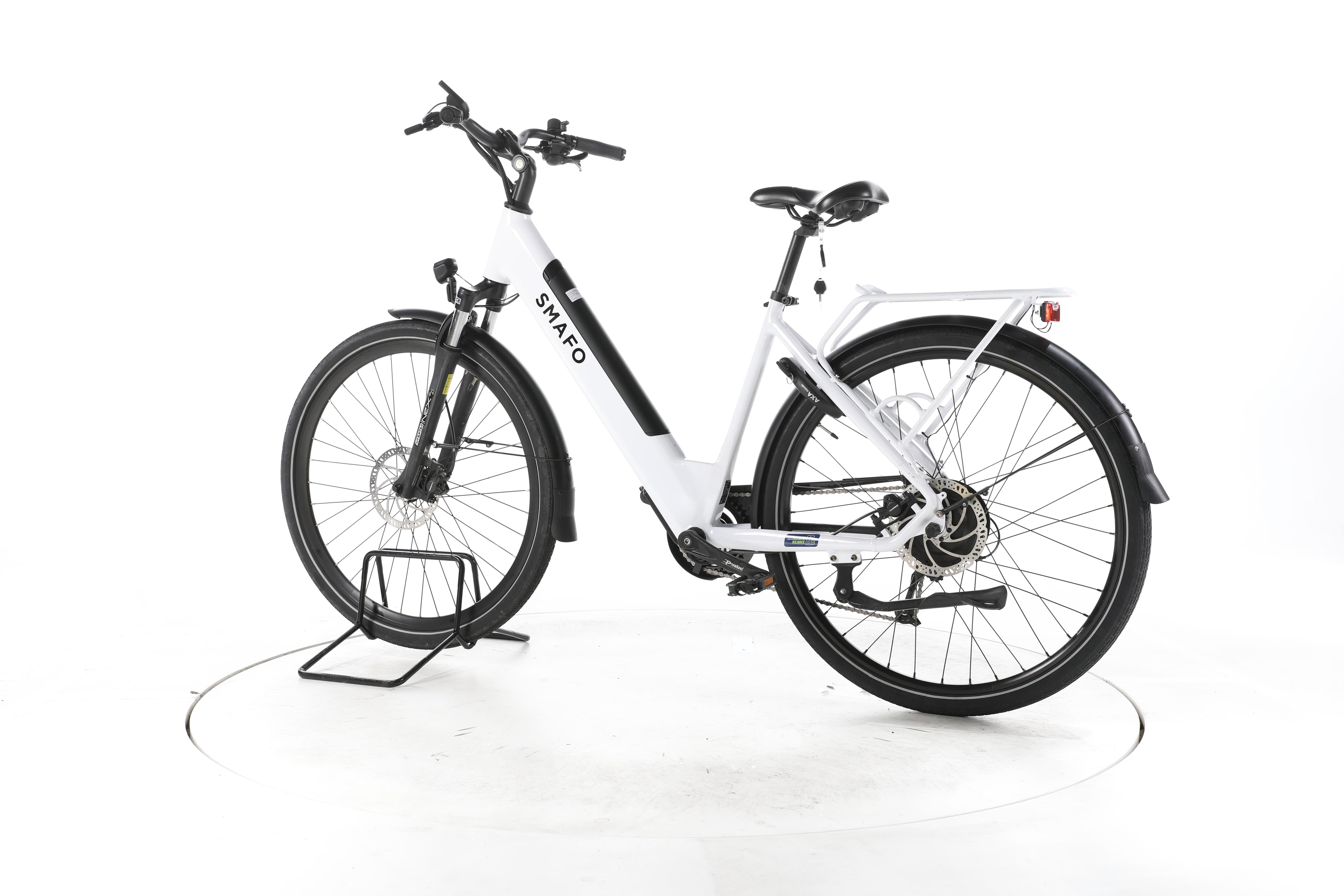 SMAFO 3 Trekking E-Bike Tiefeinsteiger - Image 8