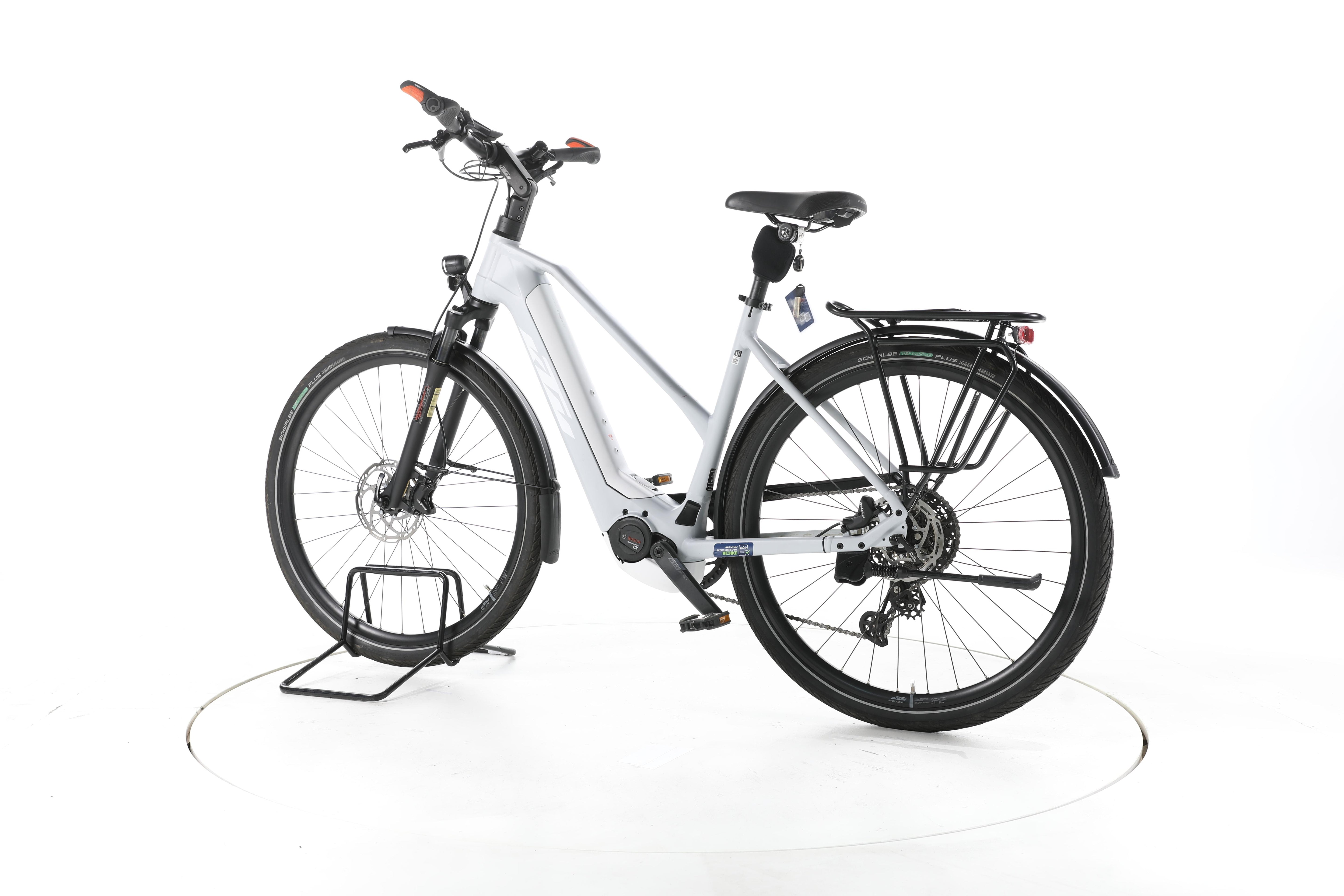 KTM Macina Style Pro Trekking E-Bike - Image 8