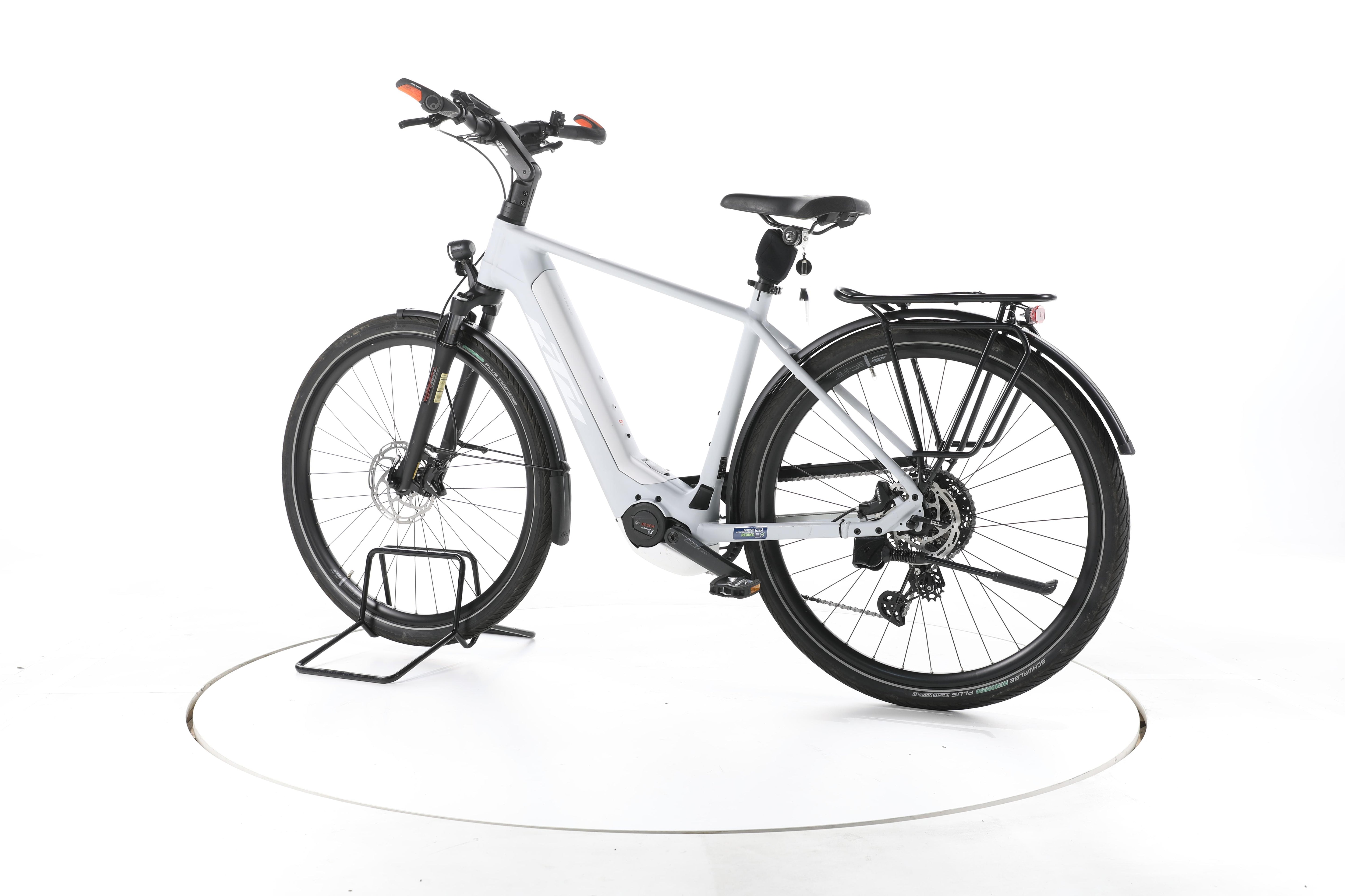KTM Macina Style Pro Trekking E-Bike - Image 8
