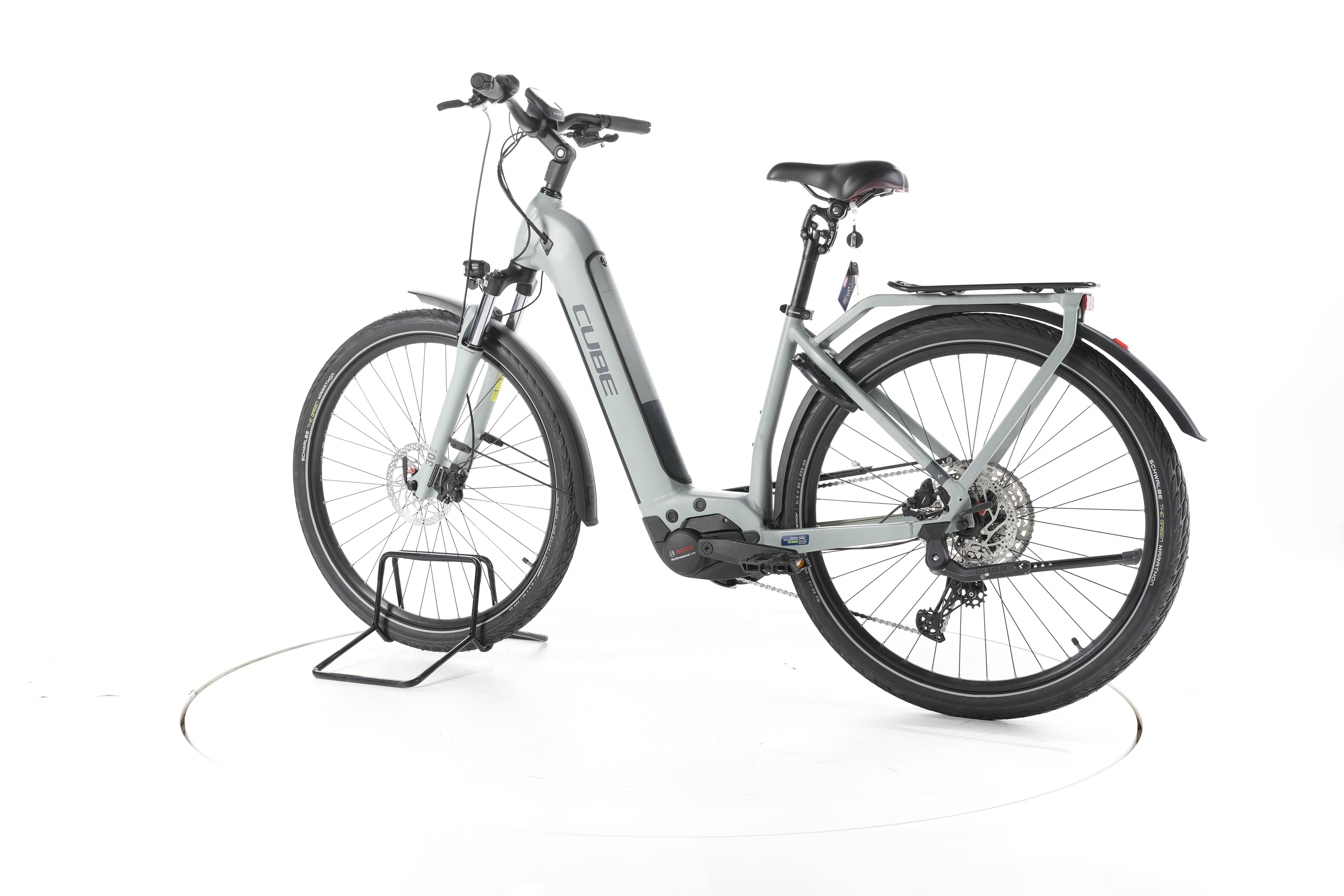 Cube Touring Hybrid Pro Trekking E-Bike Tiefeinsteiger - Image 8