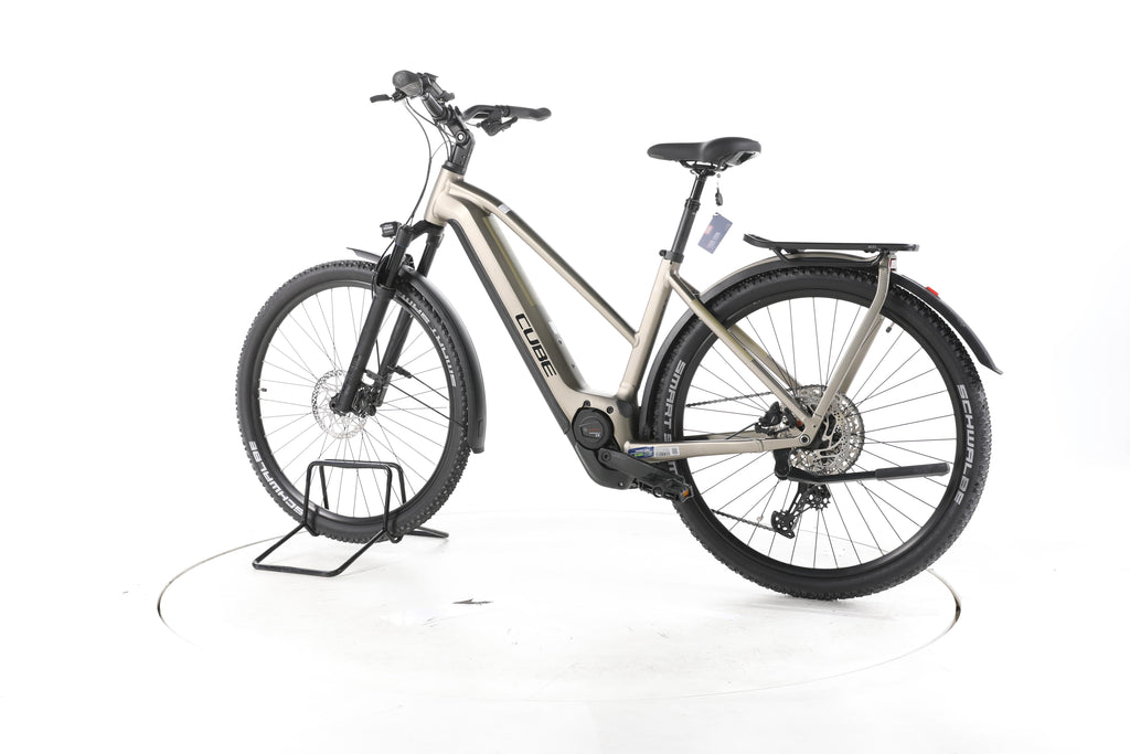 Cube Kathmandu Hybrid Pro Trekking E-Bike - Image 8