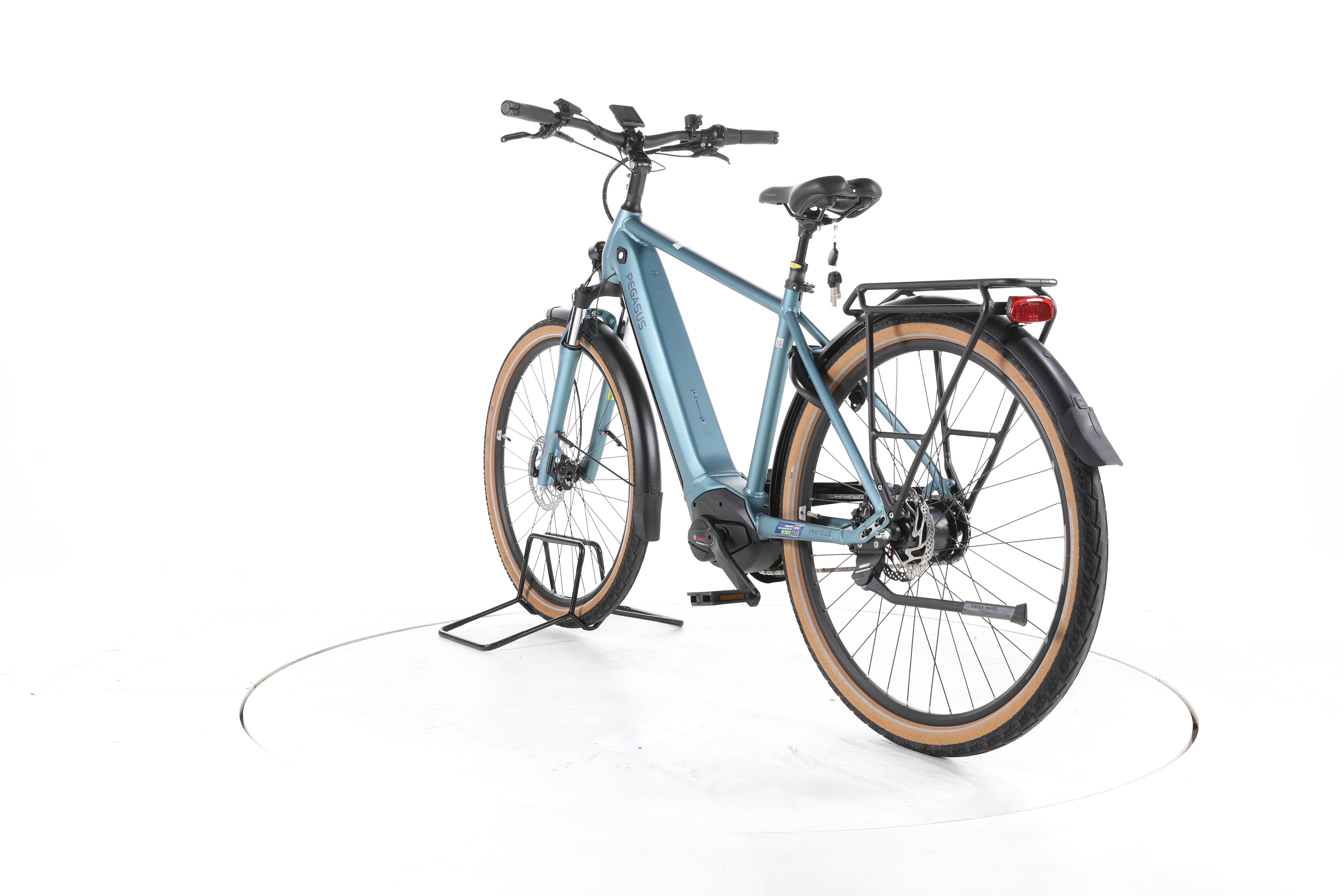 Pegasus Premio EVO 5F Trekking E-Bike - Image 9