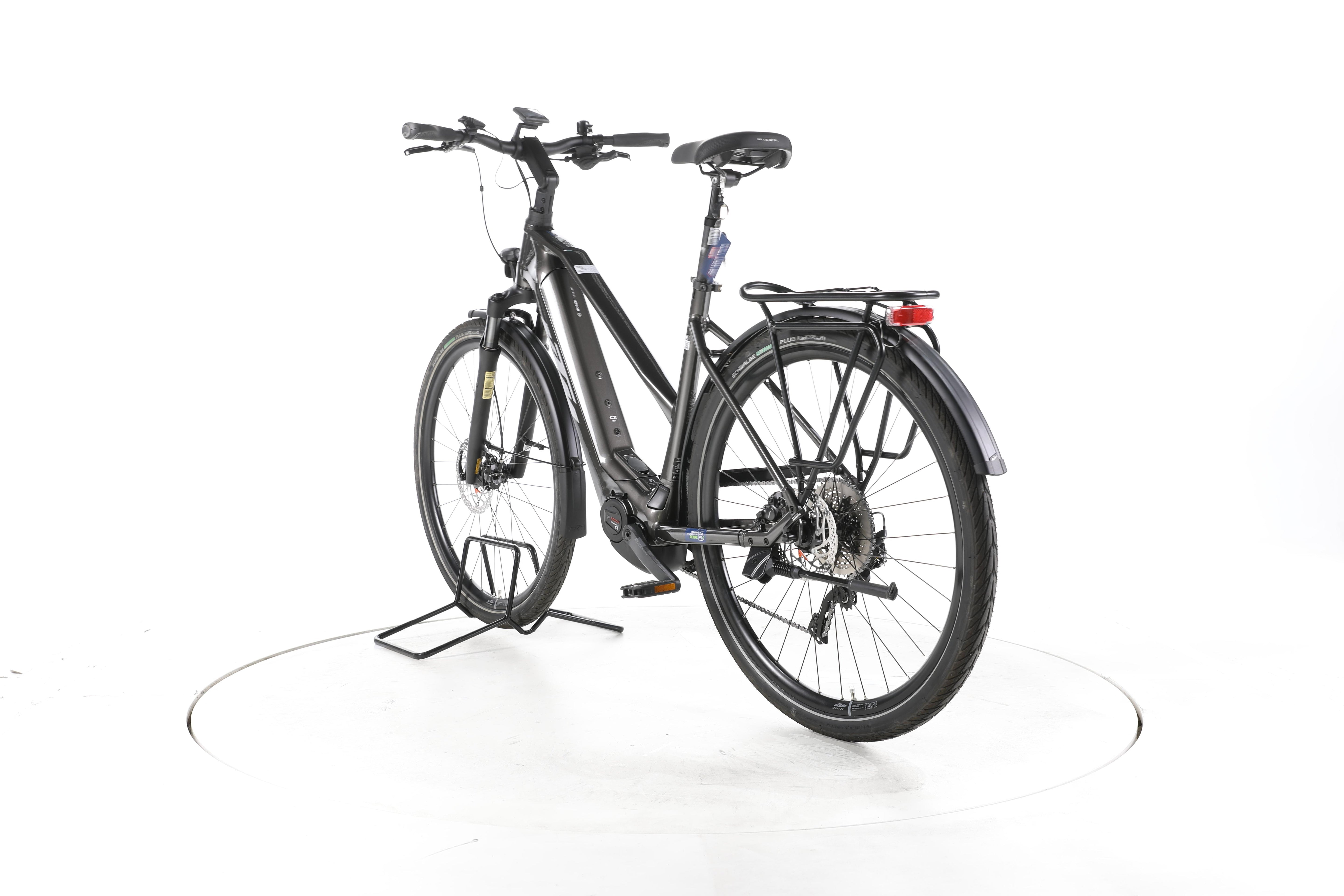 KTM Macina Style 740 Trekking E-Bike - Image 9