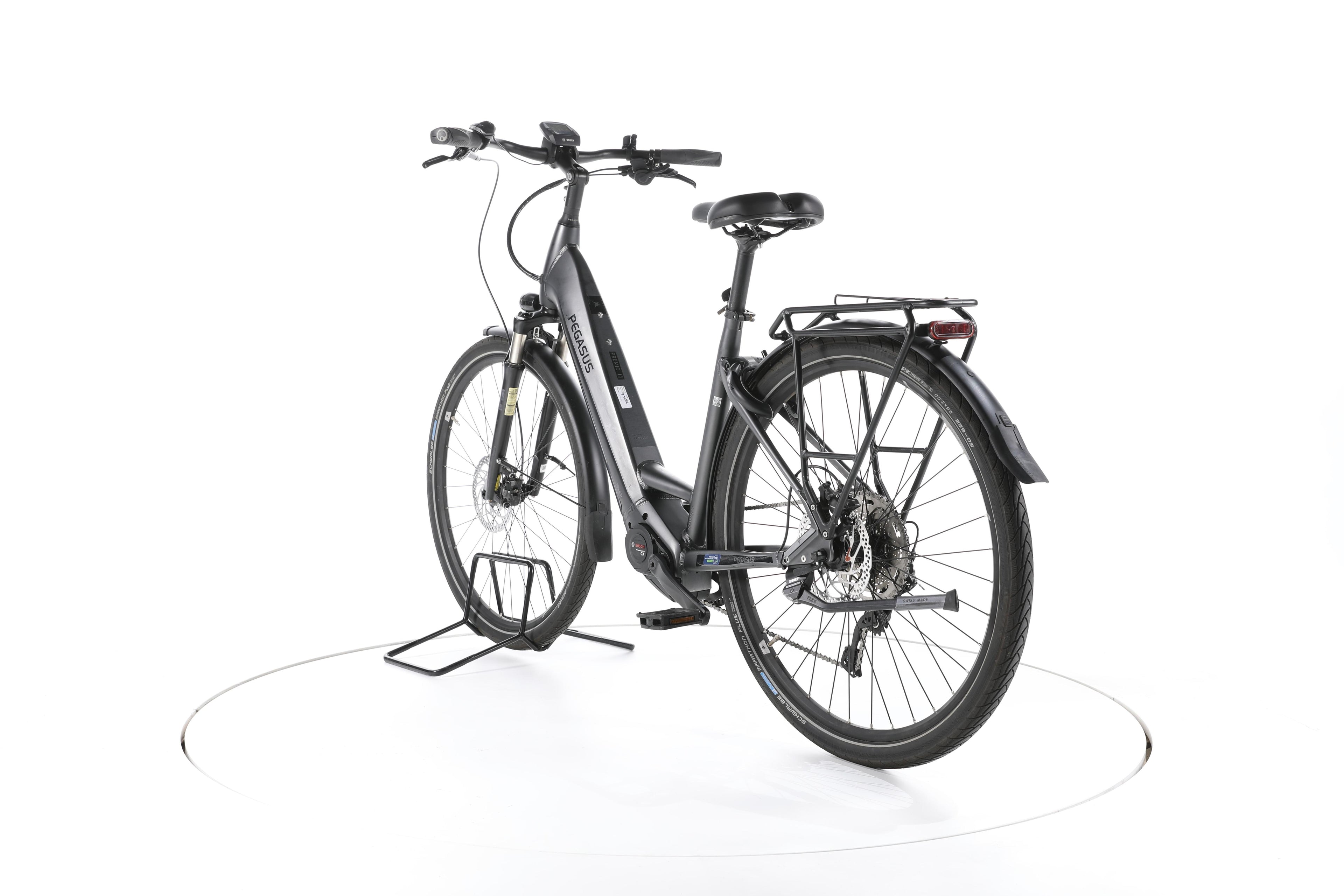 Pegasus Premio EVO 10 Lite Trekking E-Bike Tiefeinsteiger - Image 9