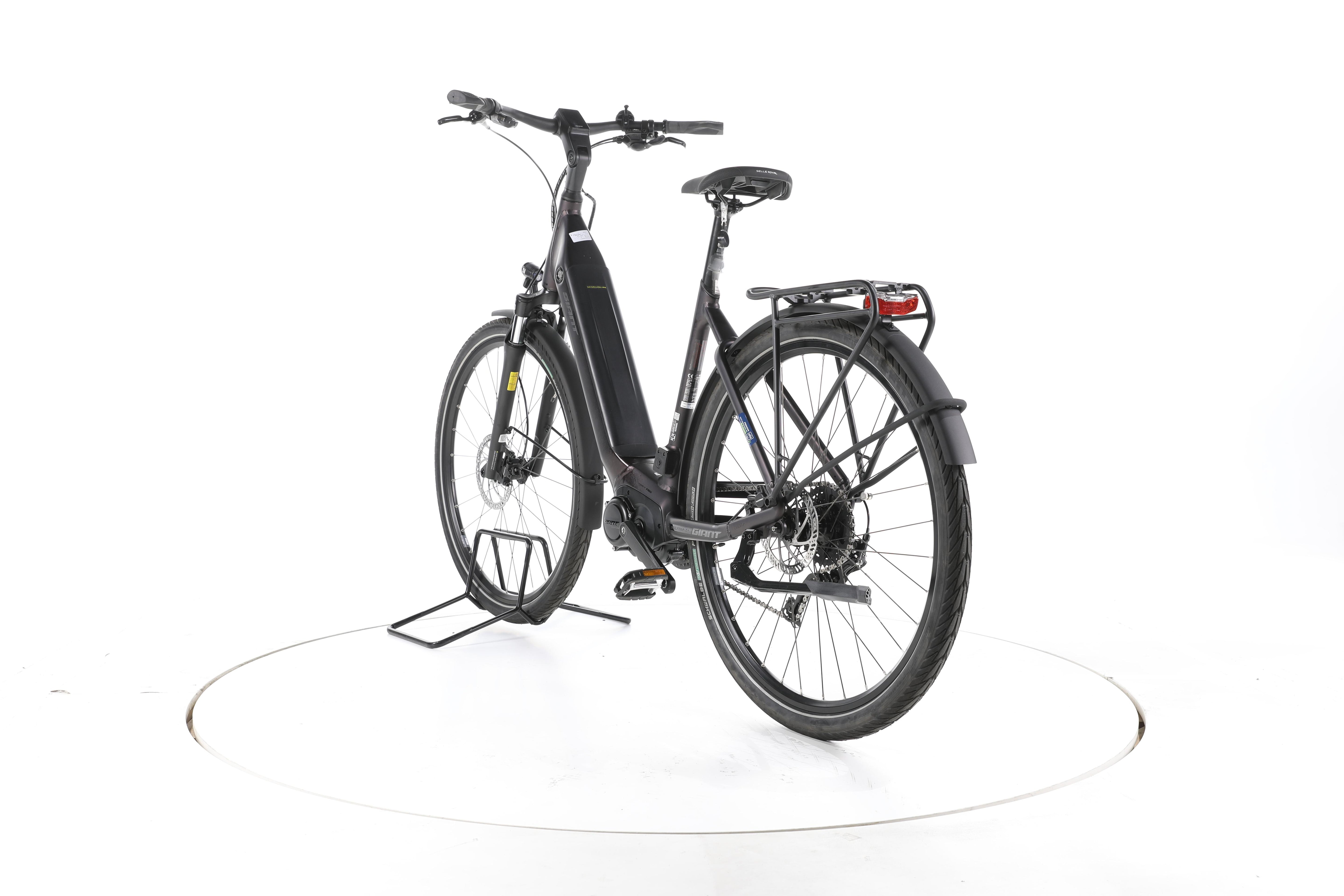 Giant DailyTour E+ 3 Trekking E-Bike Tiefeinsteiger - Image 9