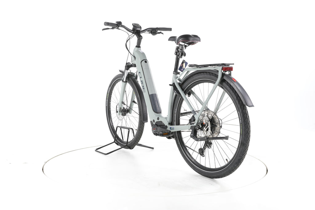 Cube Touring Hybrid Pro Trekking E-Bike Tiefeinsteiger - Image 9
