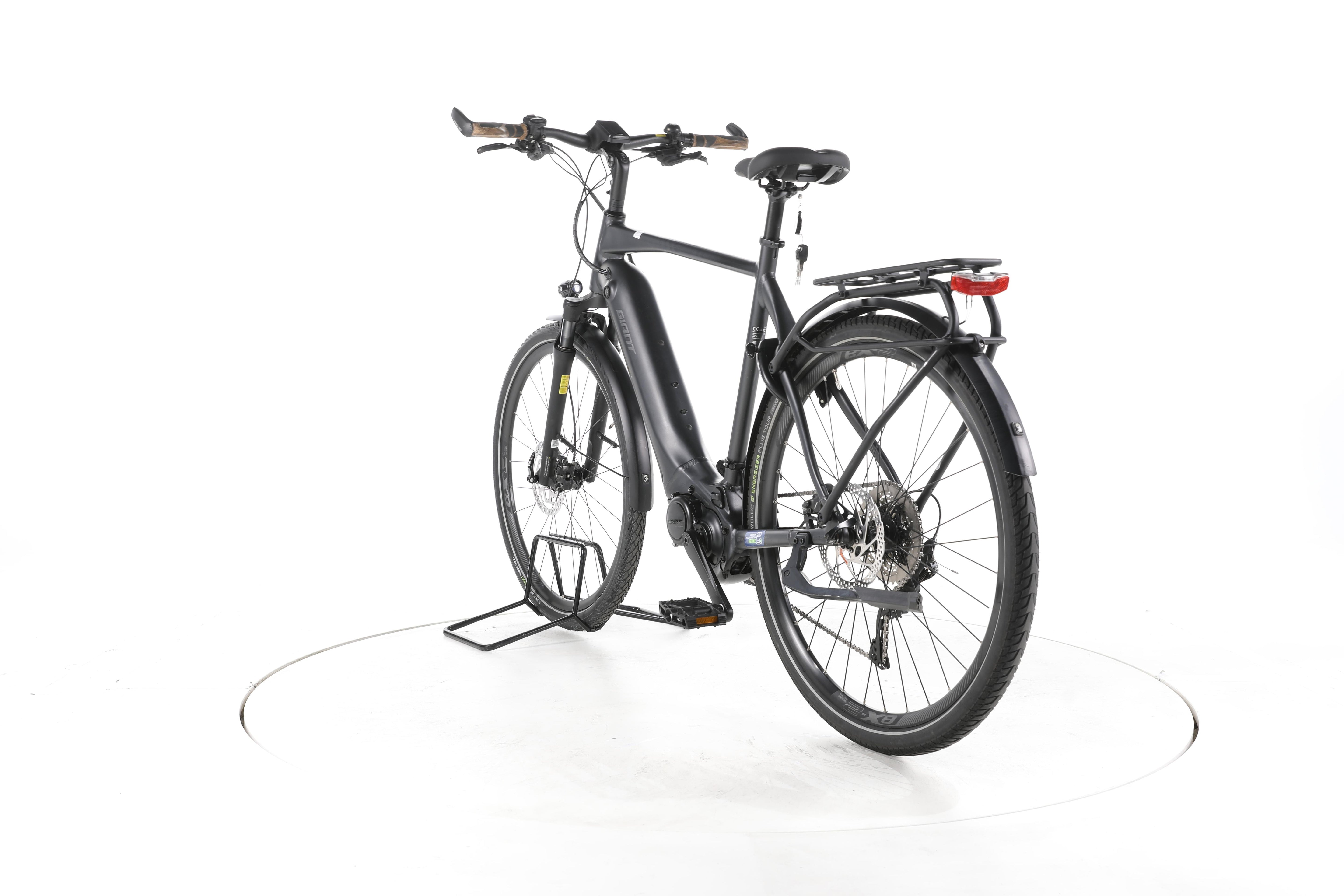 Giant Explore E+ 1 Trekking E-Bike - Image 9