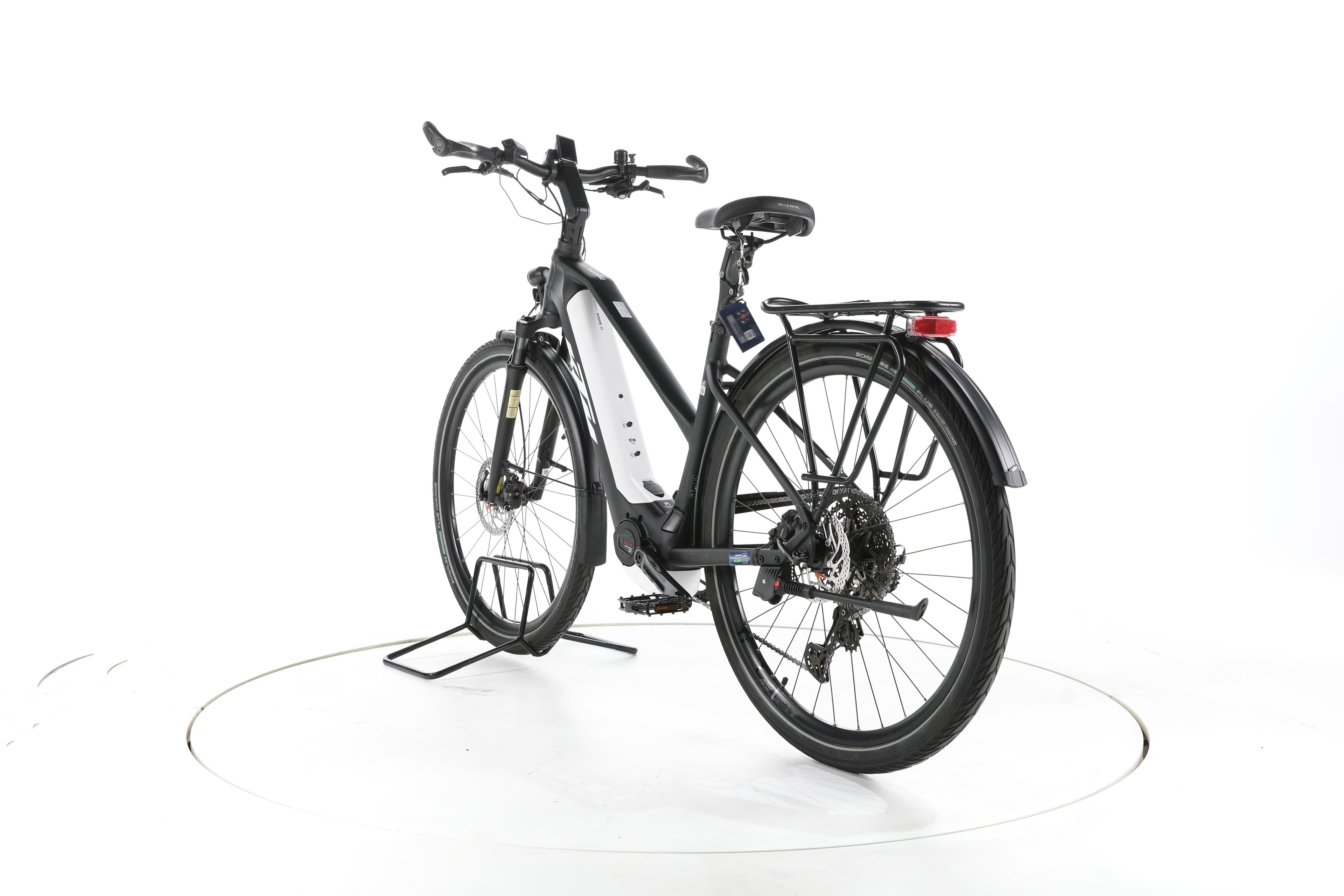 KTM Macina Touring LTD Trekking E-Bike - Image 9