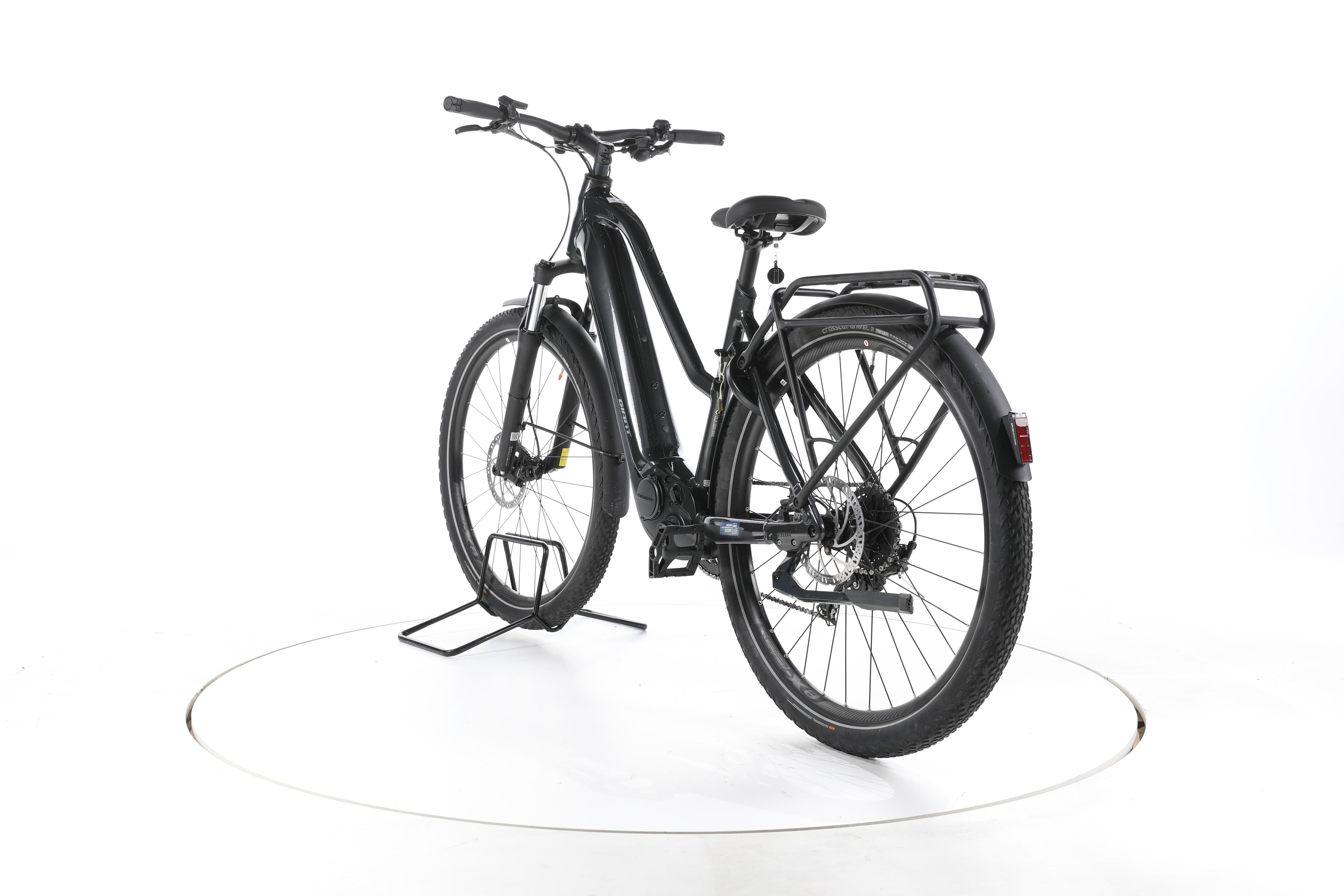 Giant Explore E+ 2 Trekking E-Bike - Image 9
