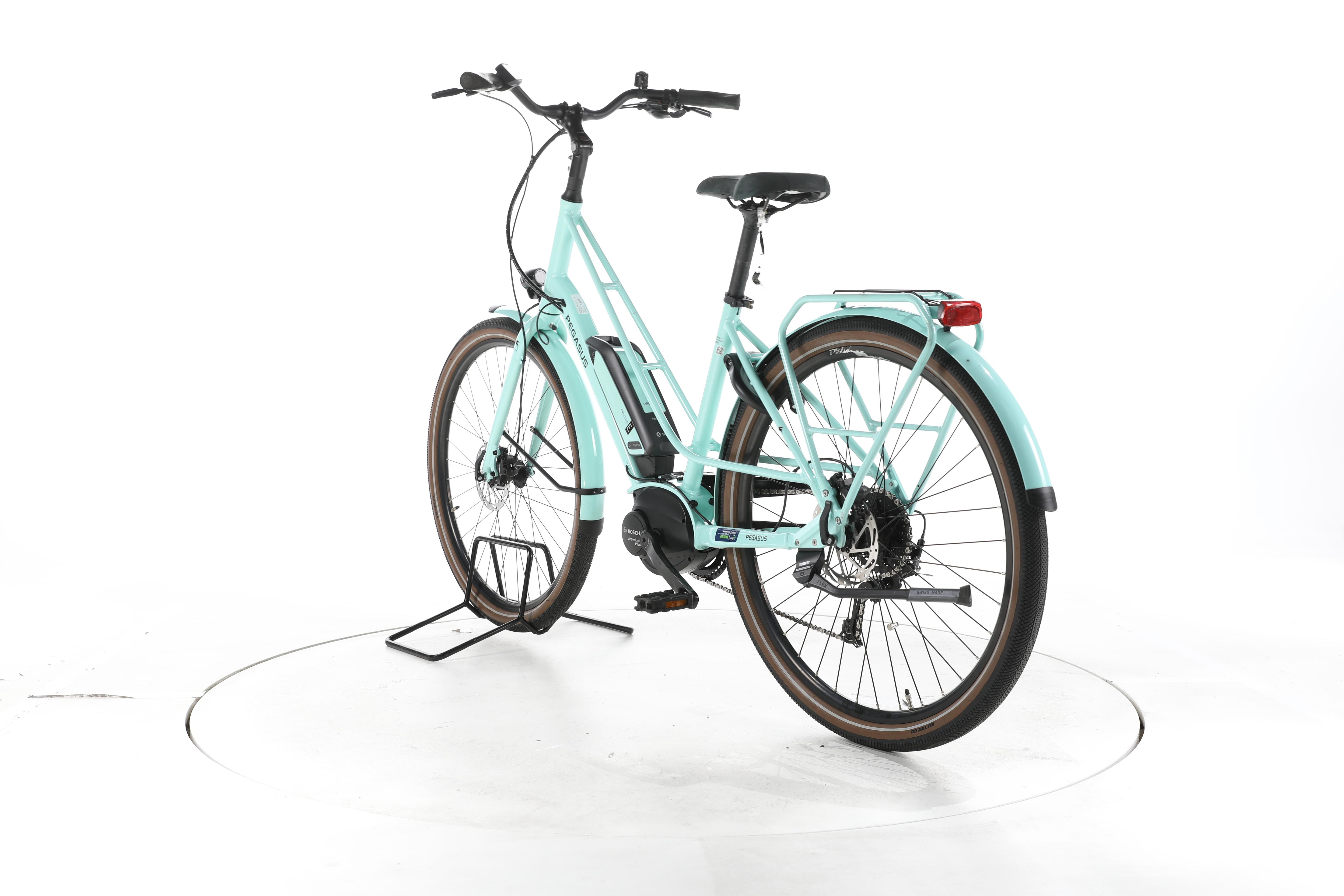 Pegasus Orticello E Trekking E-Bike Tiefeinsteiger - Image 9