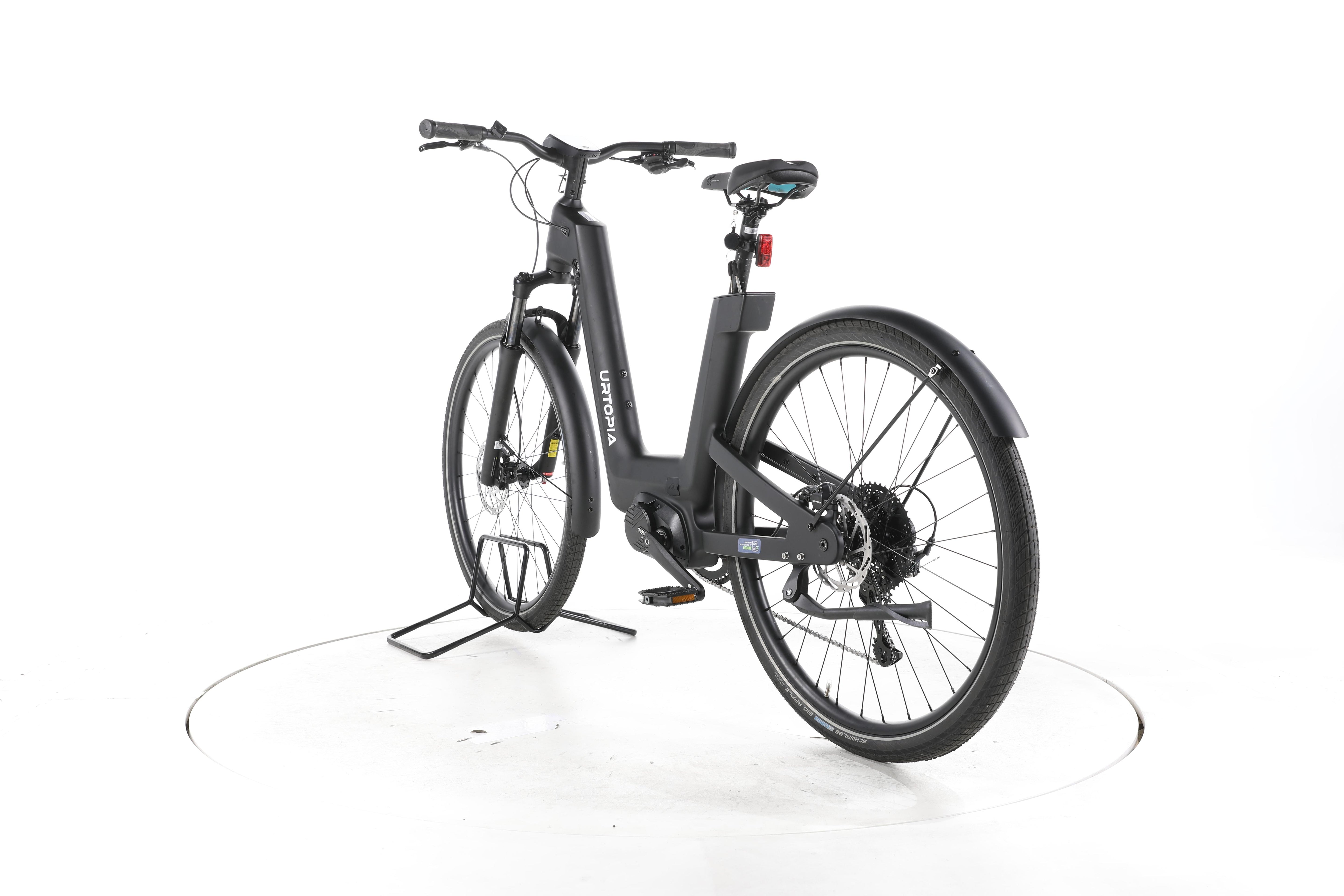 Urtopia Fusion Trekking E-Bike Tiefeinsteiger Carbon 2025 - Image 9