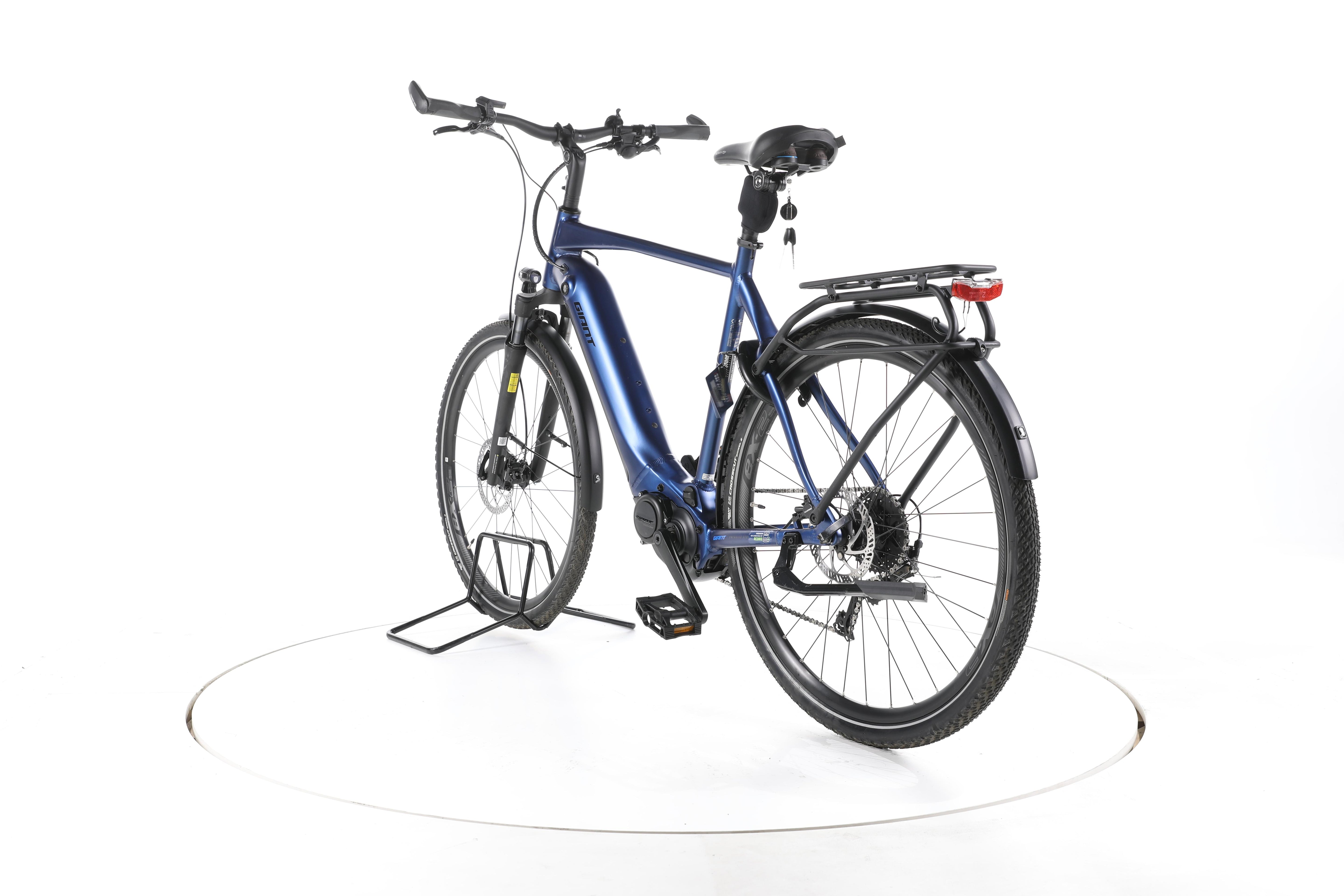 Giant Explore E+ 2 Gents Trekking E-Bike - Image 9