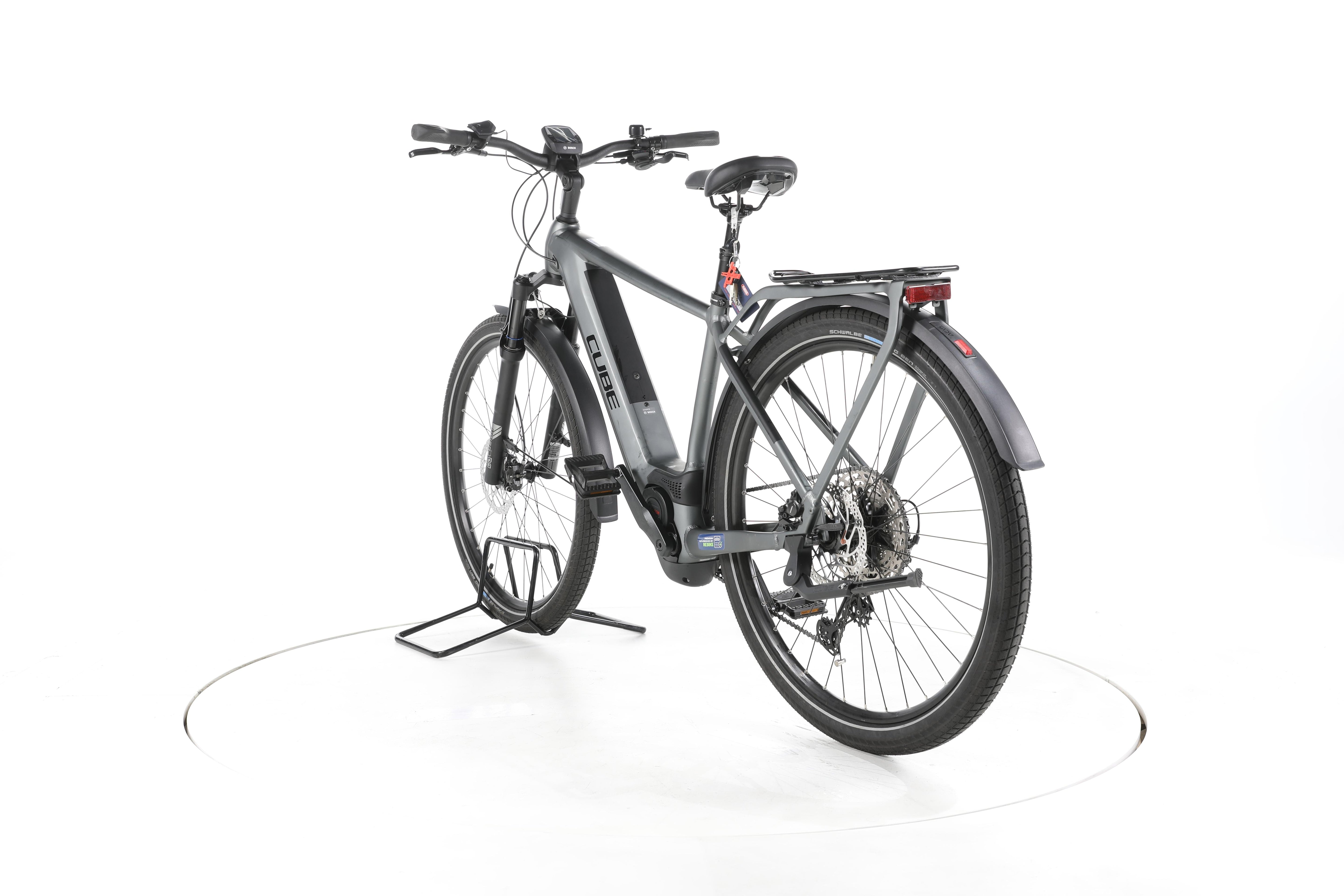 Cube Kathmandu Hybrid Pro Trekking E-Bike - Image 9