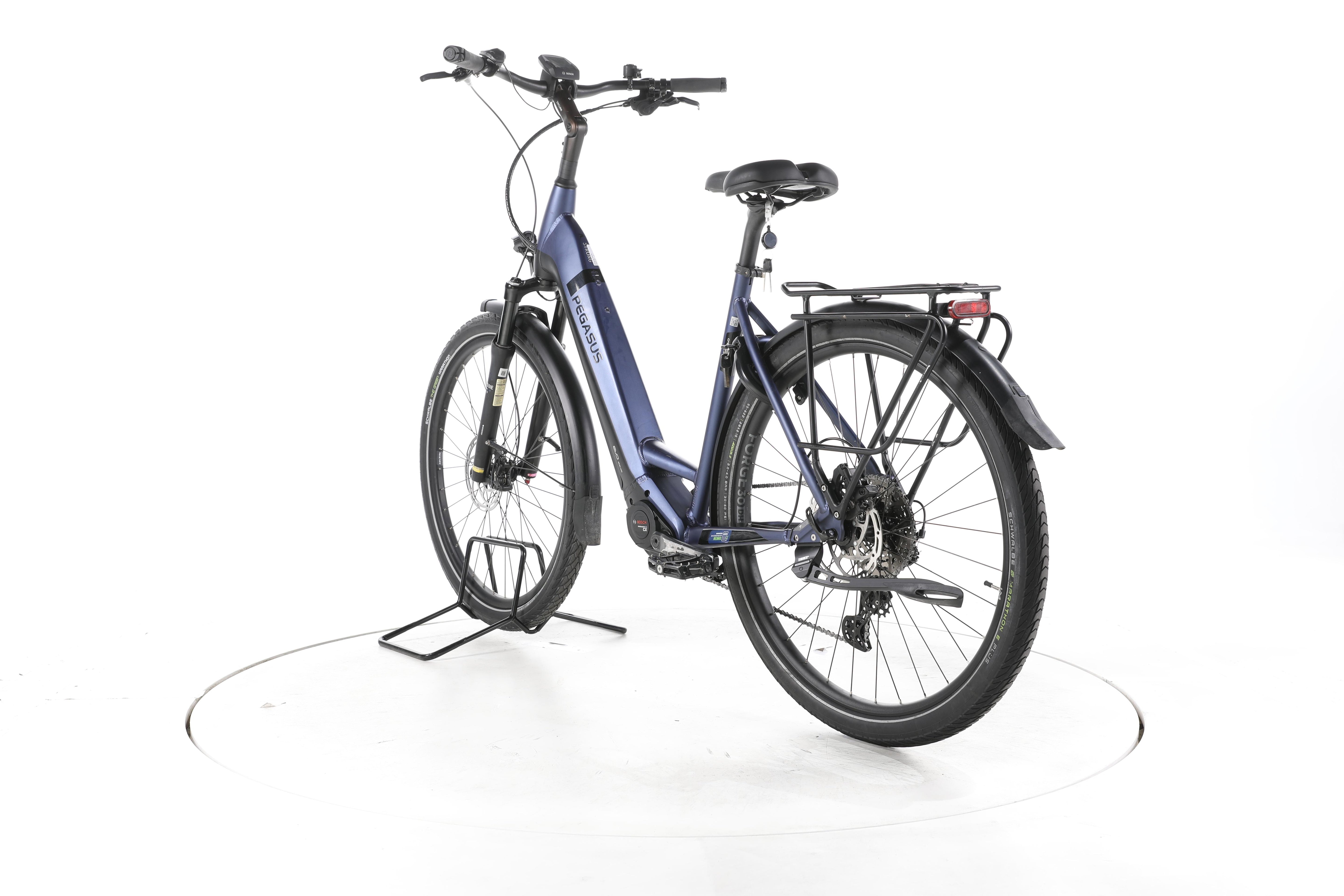 Pegasus Strong EVO 10 Lite Trekking E-Bike Tiefeinsteiger - Image 9